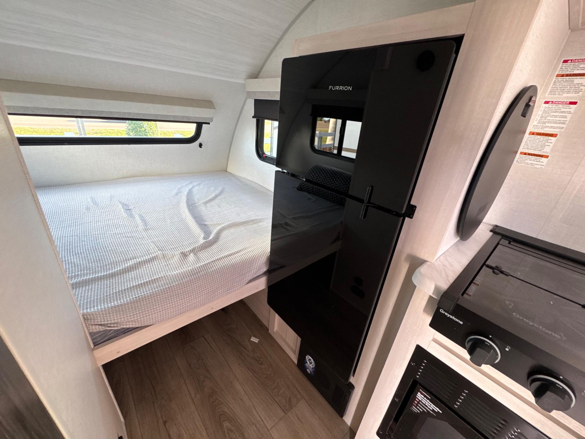 2026 Forest River 2026 Forest River r-pod - thumbnail 12