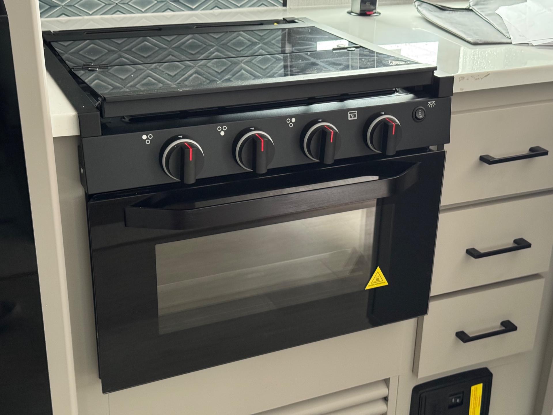 2026 Coachmen 2026 Coachmen Freedom Express Ultra Lite - thumbnail 10