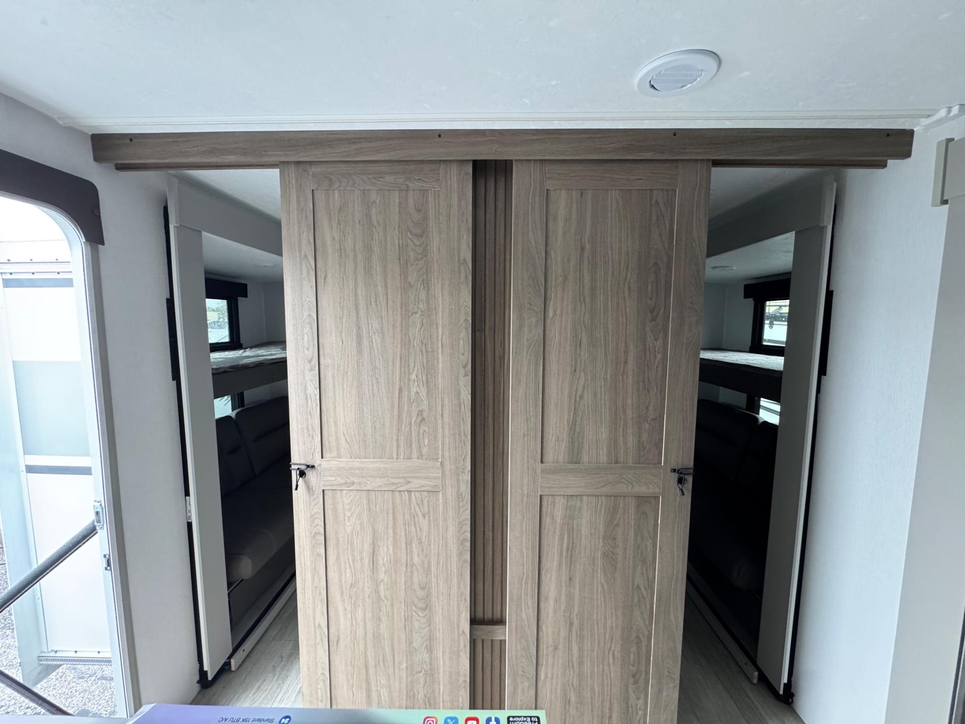 2026 Coachmen 2026 Coachmen Freedom Express Ultra Lite - thumbnail 17