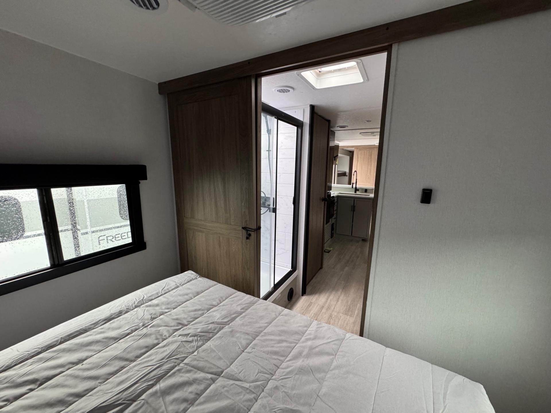 2026 Coachmen 2026 Coachmen Freedom Express Ultra Lite - thumbnail 26