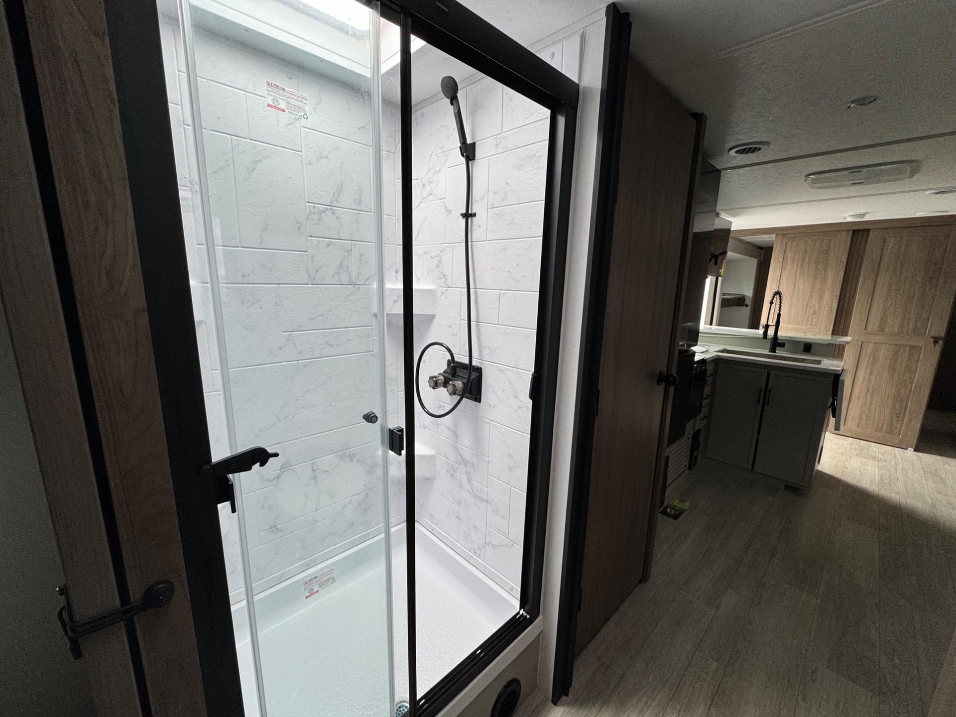 2026 Coachmen 2026 Coachmen Freedom Express Ultra Lite - thumbnail 28