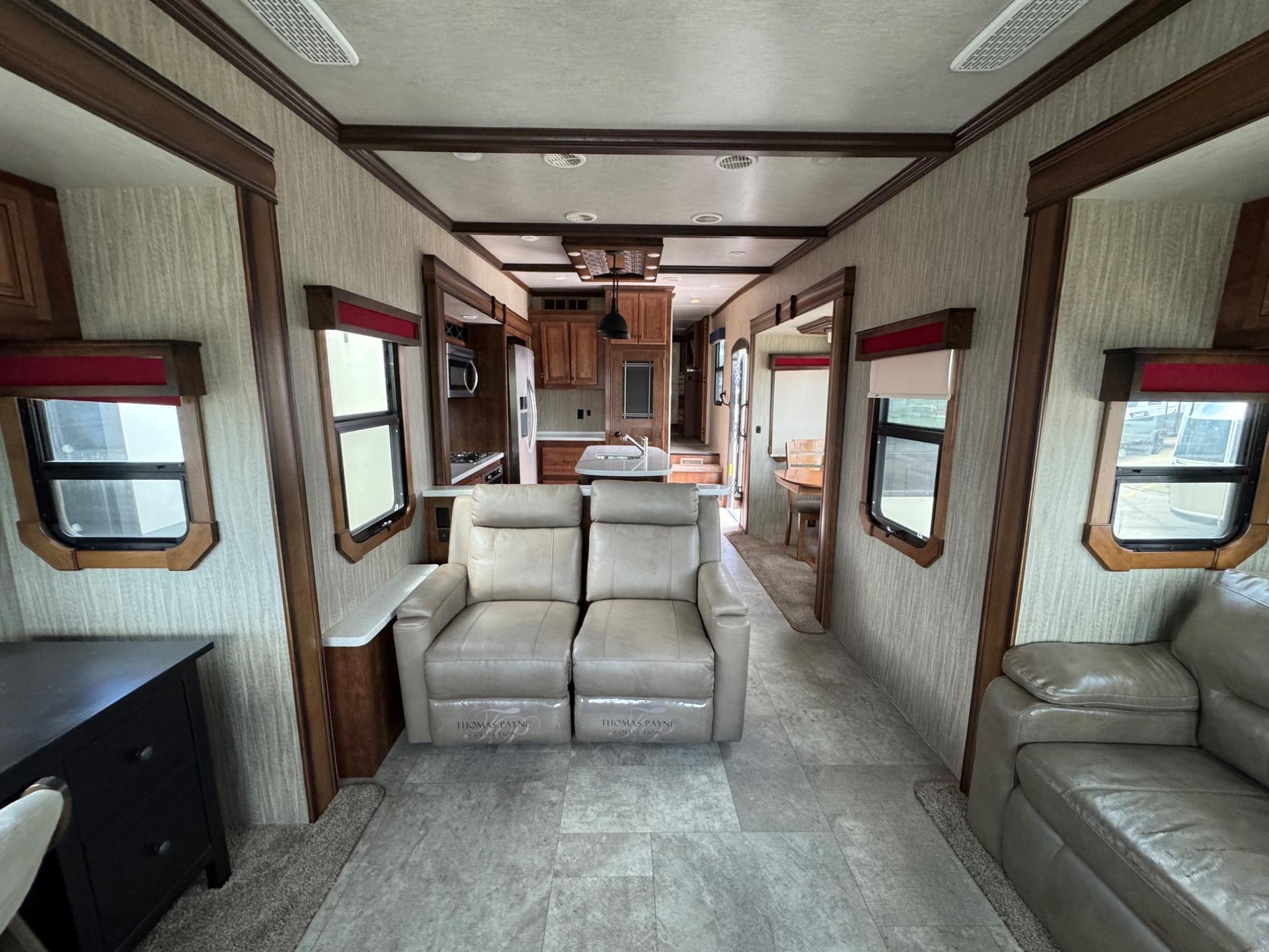 2018 Heartland 2018 Heartland Big Country - thumbnail 6