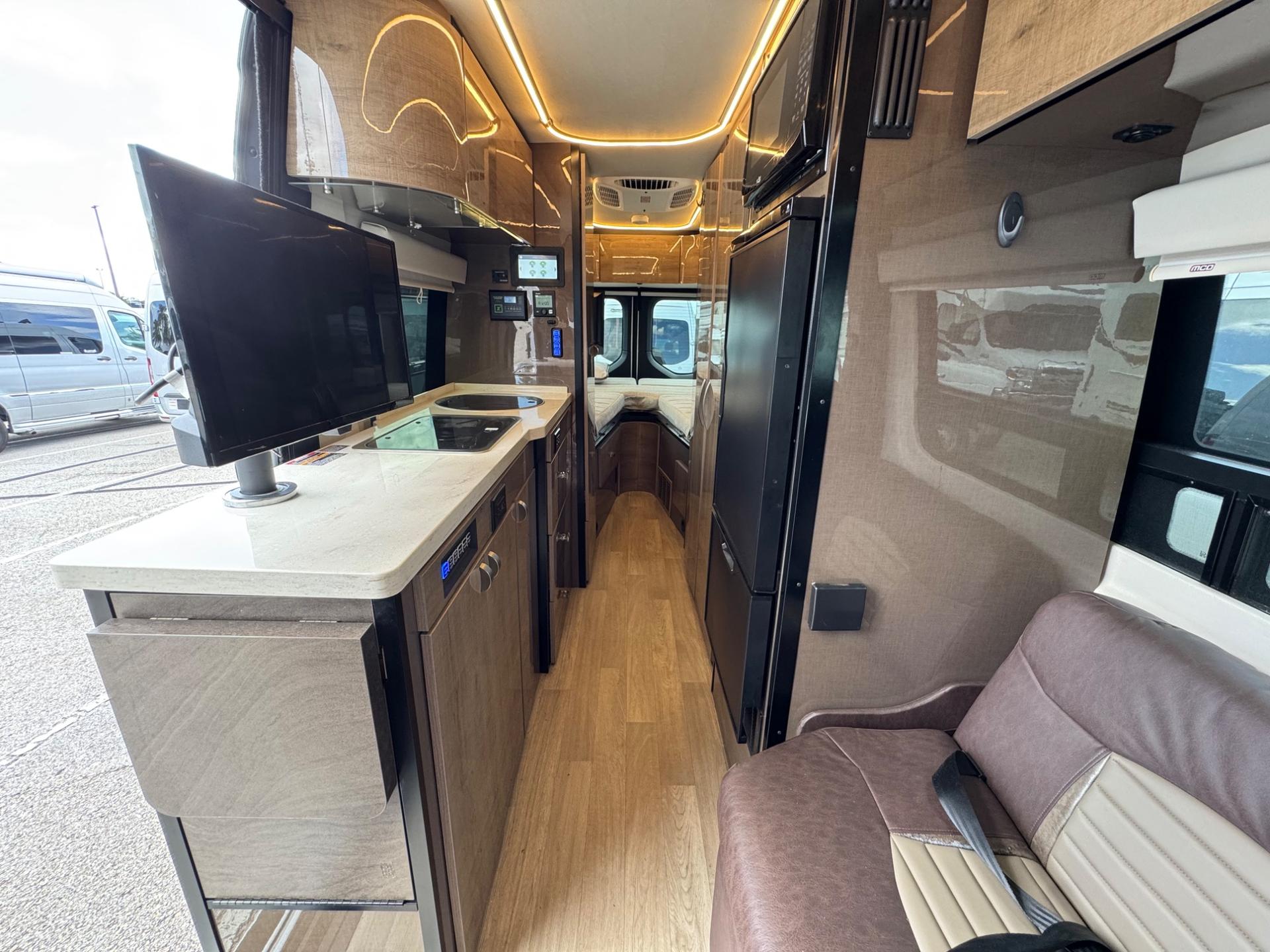 2023 Winnebago 2023 Winnebago Era - thumbnail 6