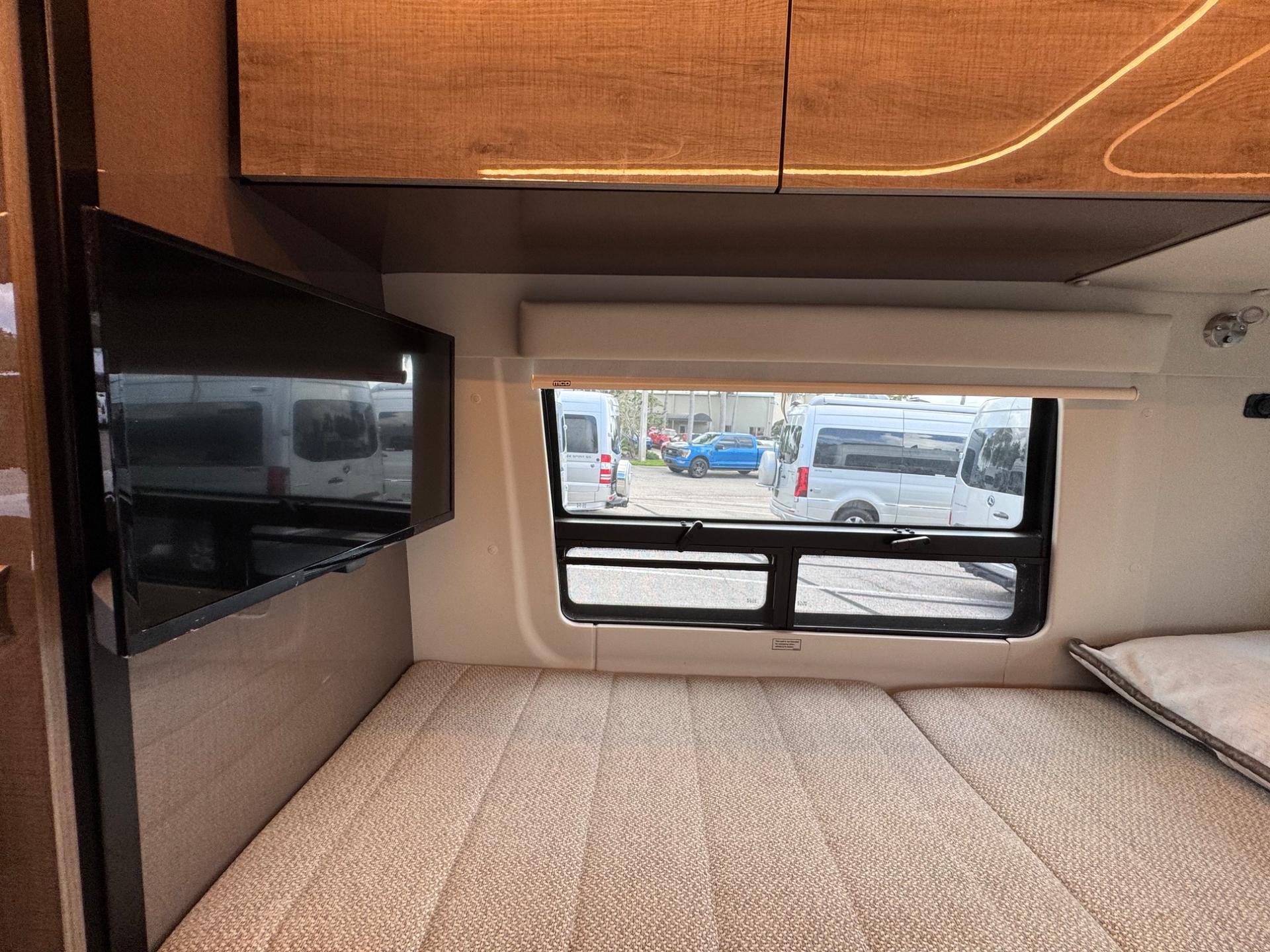 2023 Winnebago 2023 Winnebago Era - thumbnail 18