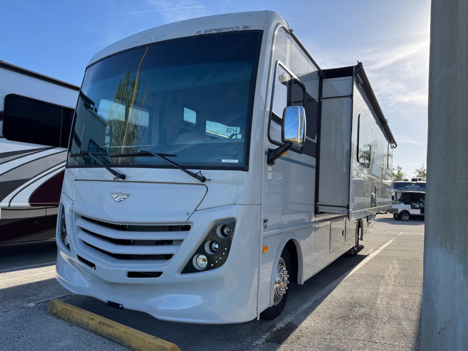 2025 FLEETWOOD 2025 FLEETWOOD FLAIR - thumbnail 2