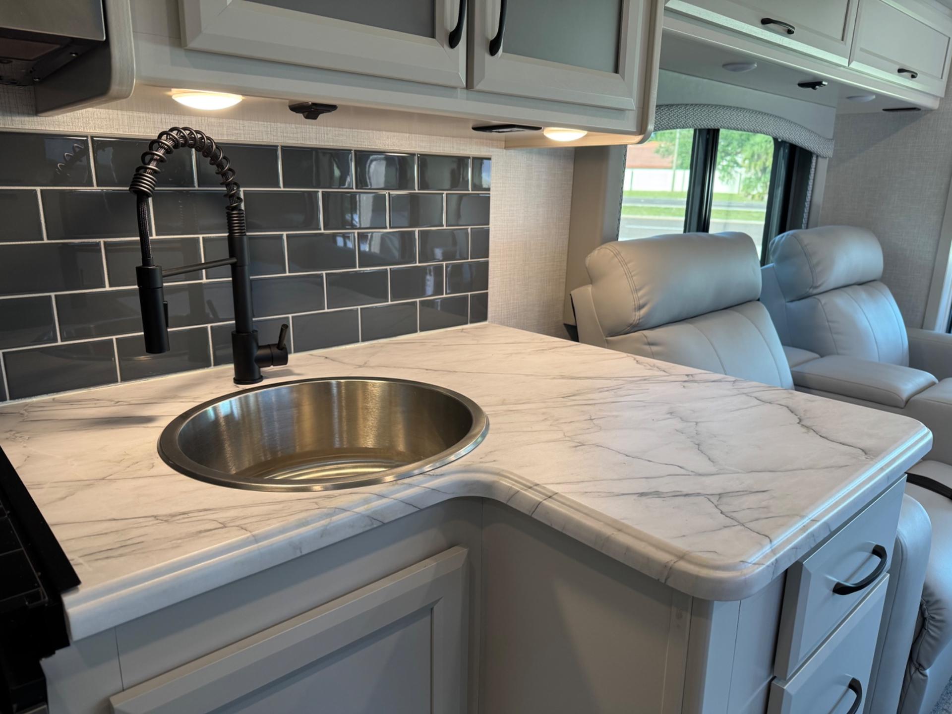 2025 FLEETWOOD 2025 FLEETWOOD FLAIR - thumbnail 10