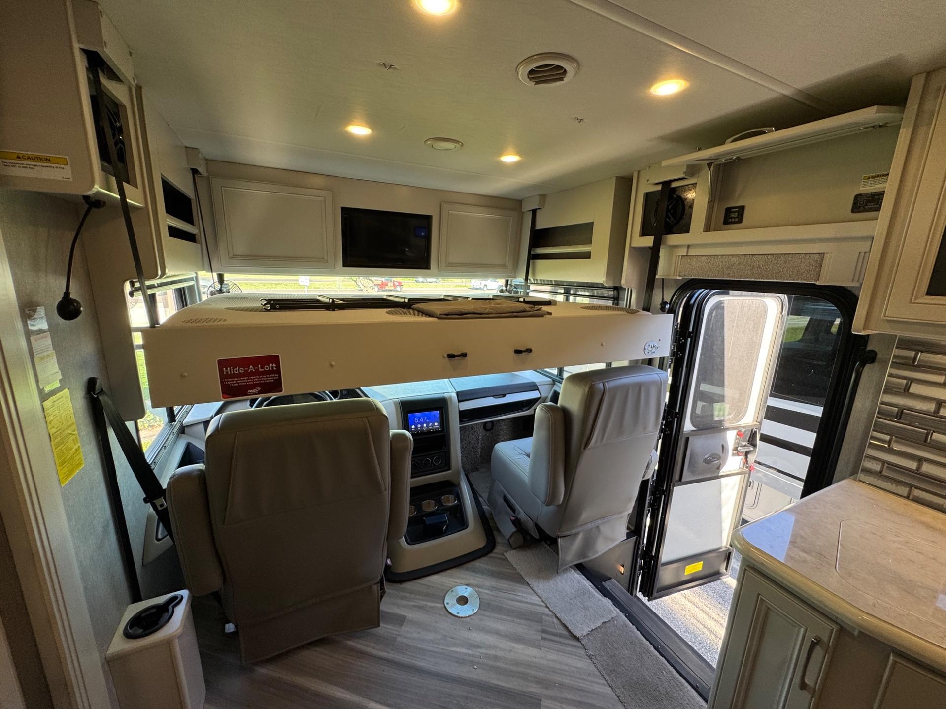 2023 FLEETWOOD RV 2023 FLEETWOOD RV SOUTHWIND - thumbnail 19