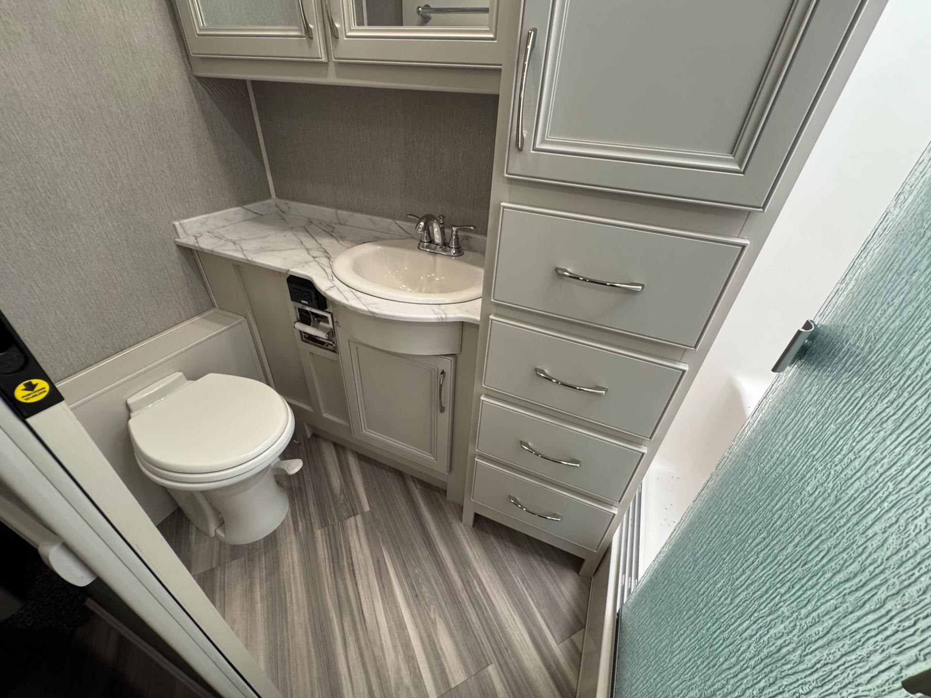 2023 FLEETWOOD RV 2023 FLEETWOOD RV SOUTHWIND - thumbnail 25