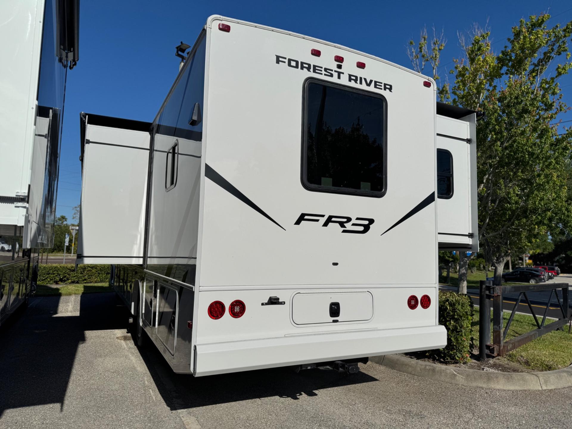 2026 FOREST RIVER 2026 FOREST RIVER FR3 - thumbnail 4