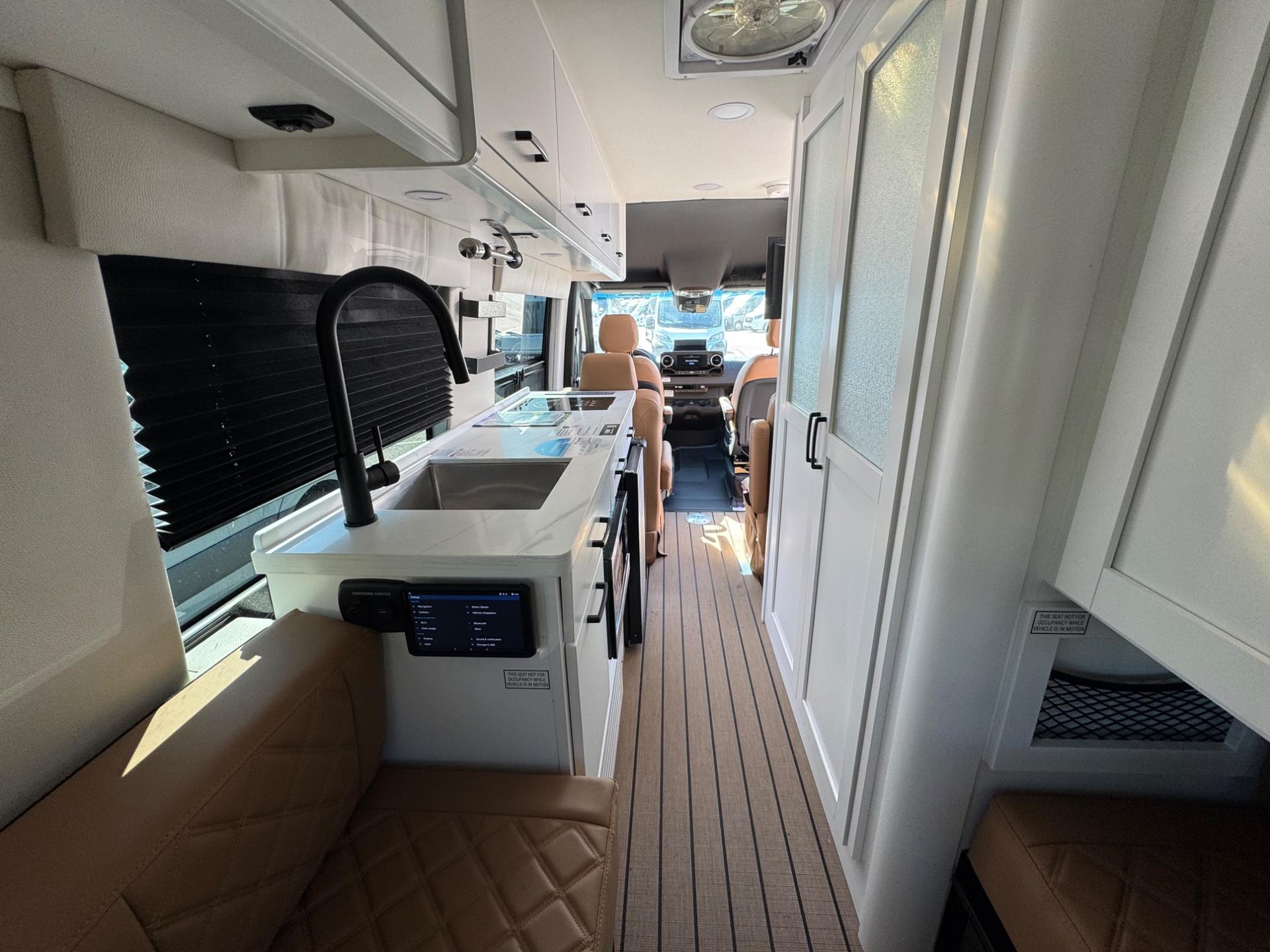 2025 Coachmen 2025 Coachmen Galleria - thumbnail 11
