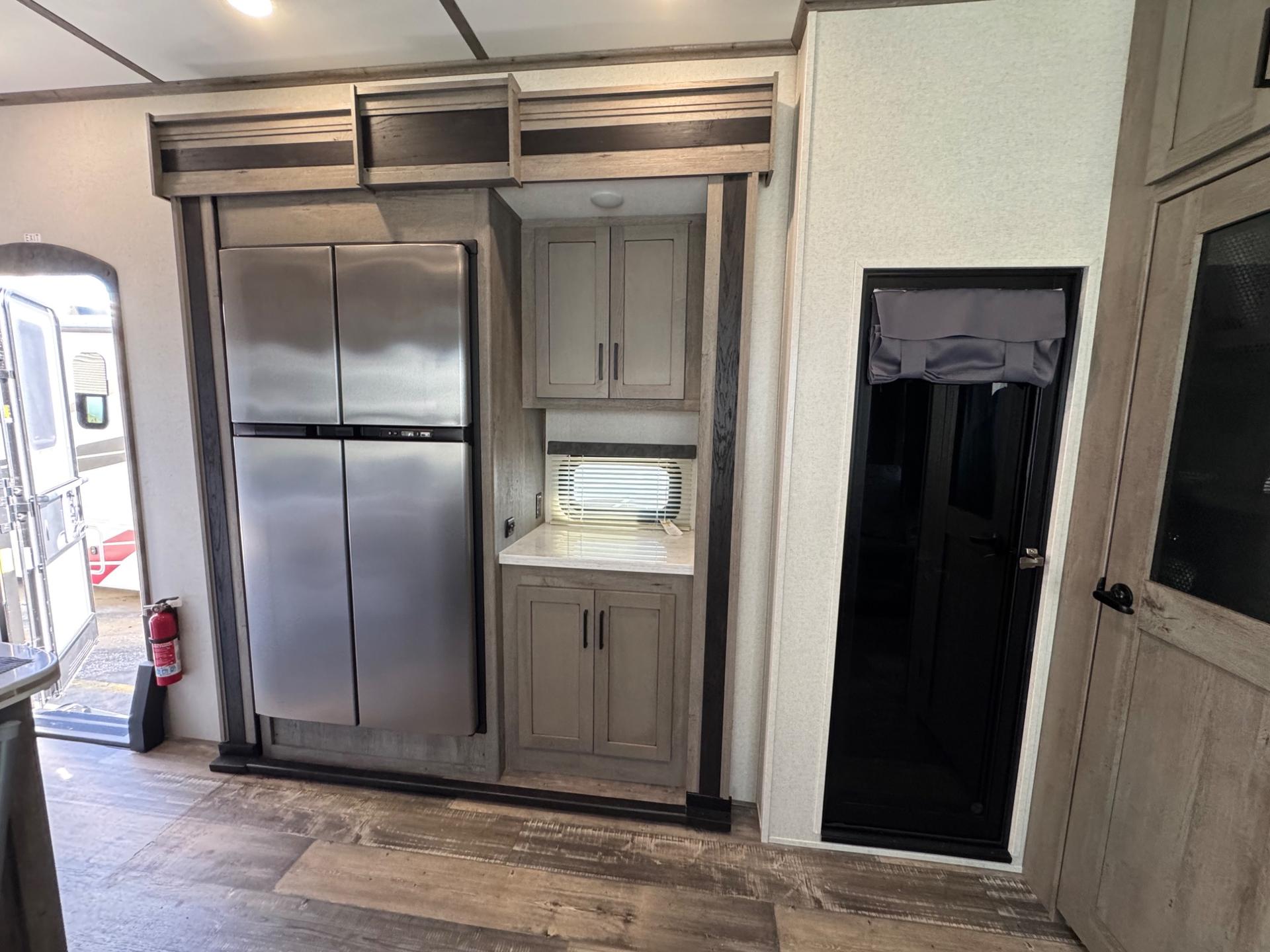 2021 Keystone RV 2021 Keystone RV Raptor - thumbnail 17