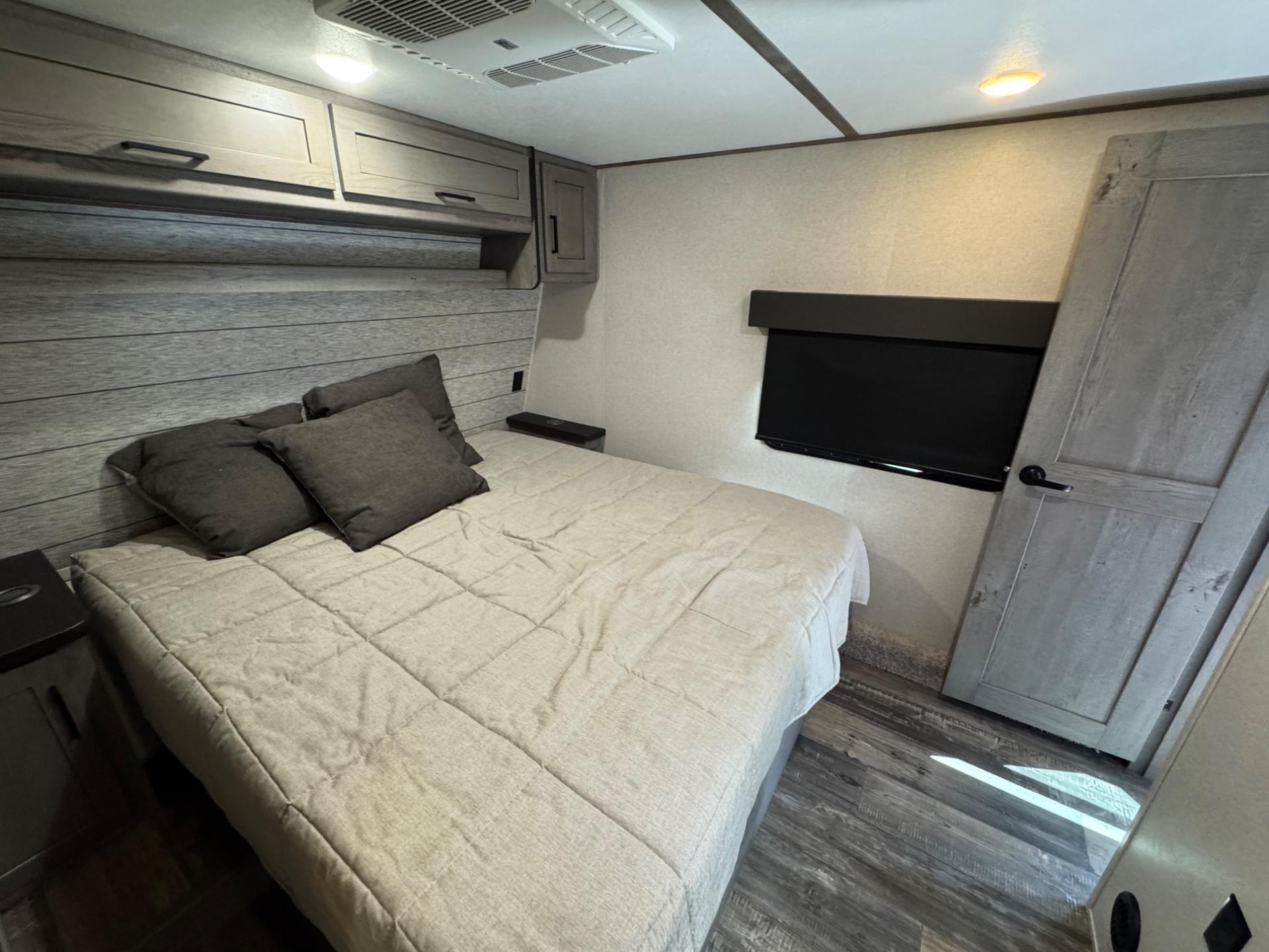 2021 Keystone RV 2021 Keystone RV Raptor - thumbnail 20