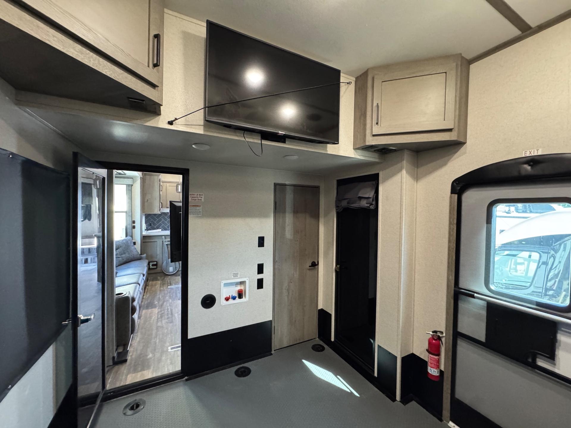2021 Keystone RV 2021 Keystone RV Raptor - thumbnail 25