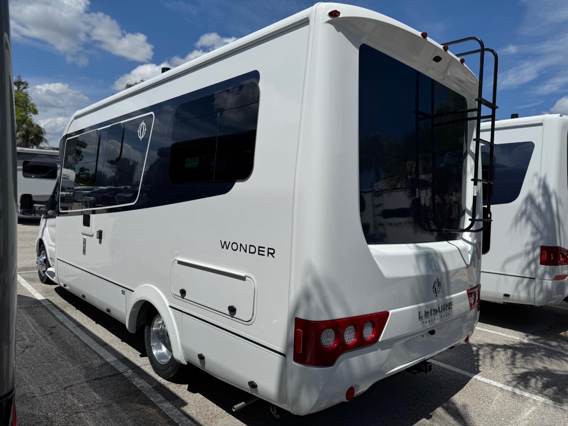 2025 Leisure Travel Vans 2025 Leisure Travel Vans Wonder - thumbnail 3