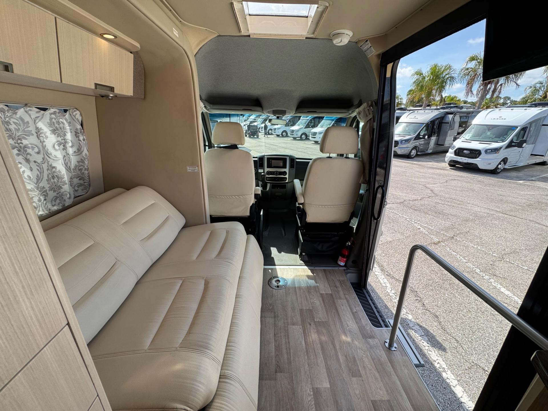 2014 Leisure Travel Vans 2014 Leisure Travel Vans Free Spirit - thumbnail 10