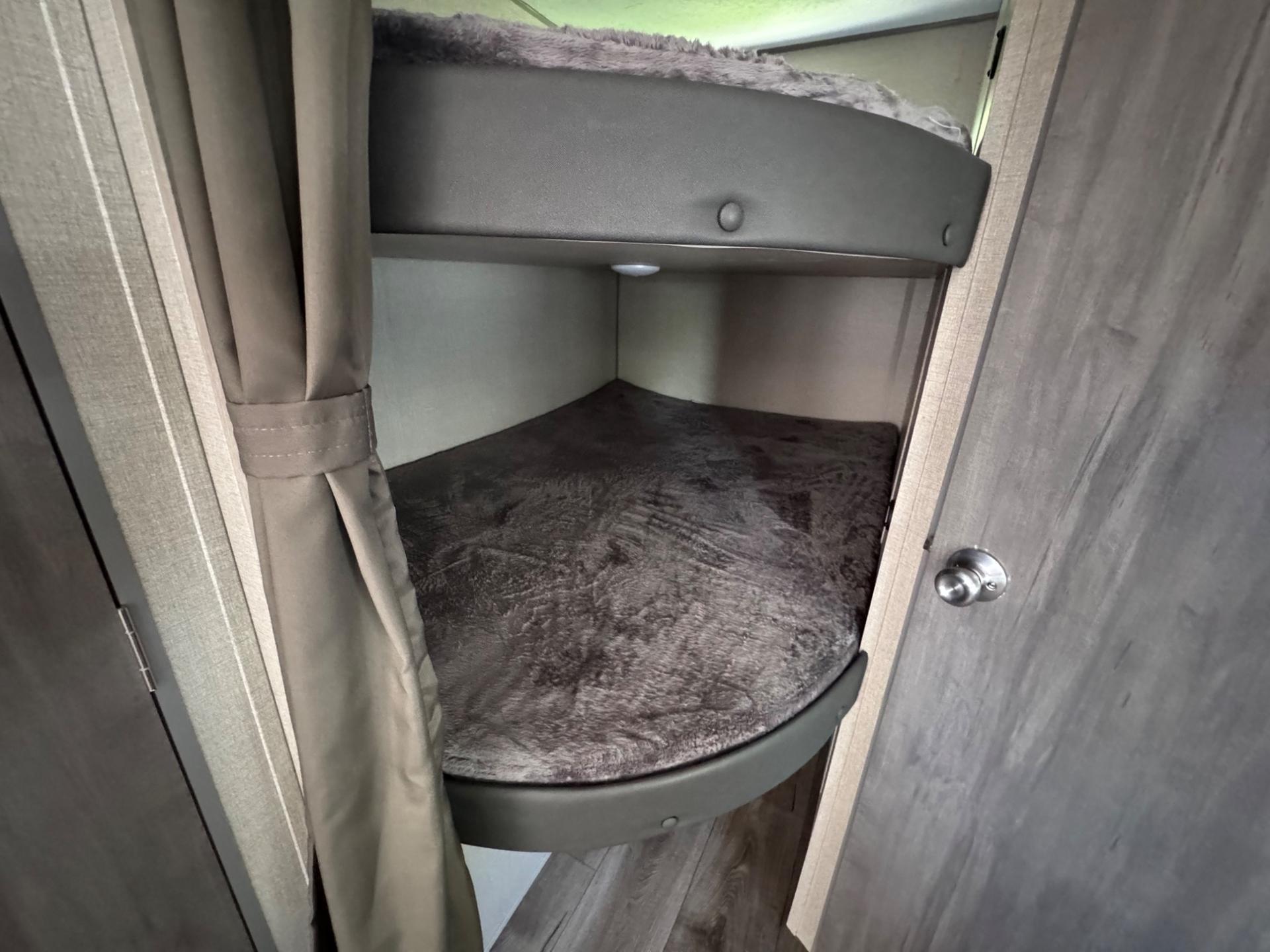 2023 Coachmen 2023 Coachmen Catalina - thumbnail 16