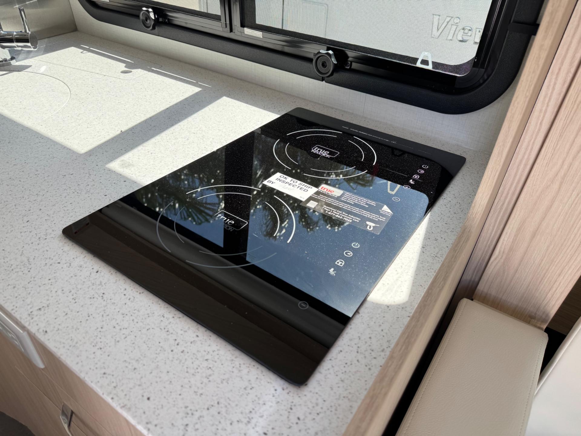 2026 Leisure Travel Vans 2026 Leisure Travel Vans Wonder - thumbnail 10