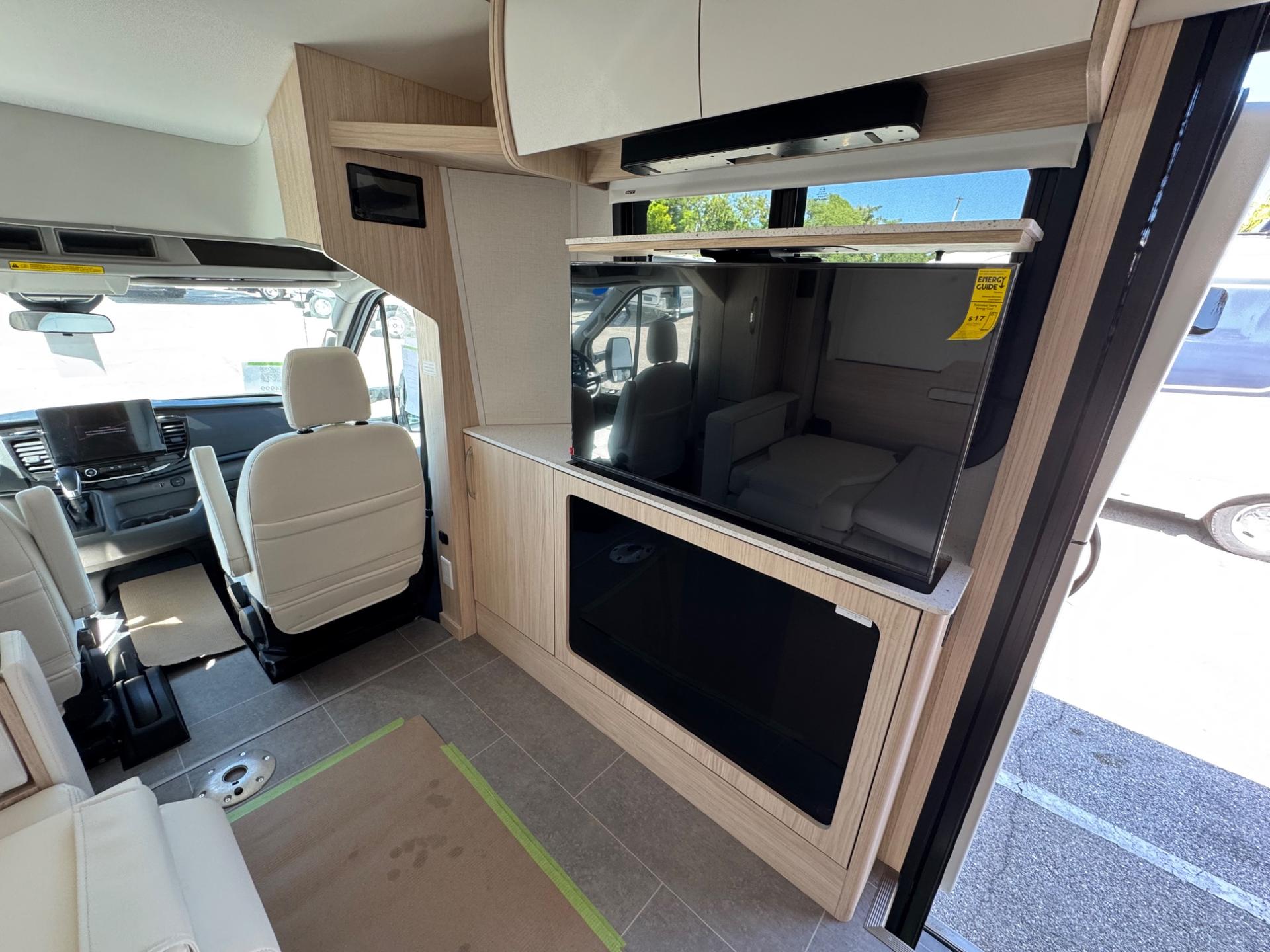 2026 Leisure Travel Vans 2026 Leisure Travel Vans Wonder - thumbnail 16