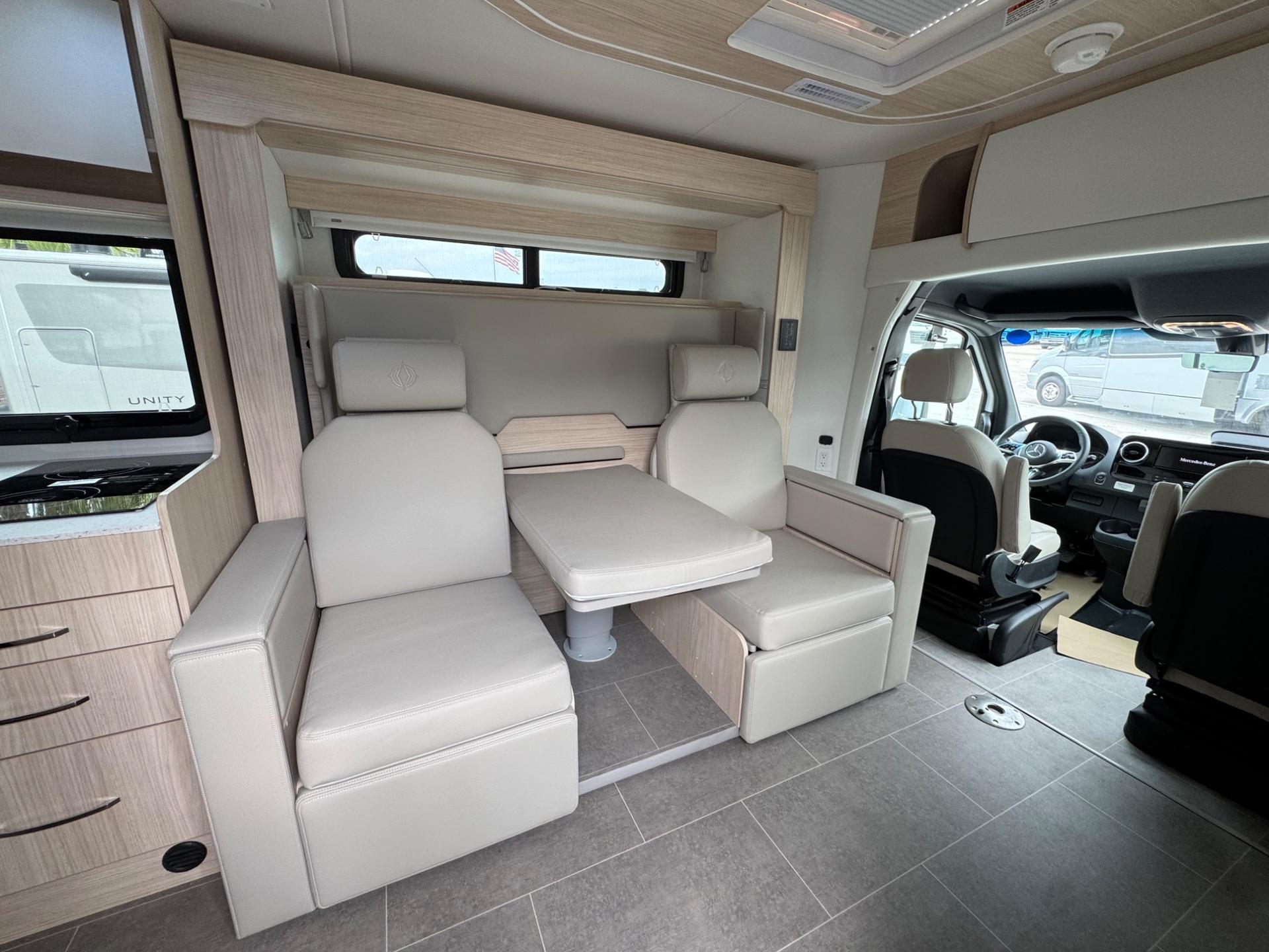 2026 LEISURE TRAVEL VANS 2026 LEISURE TRAVEL VANS UNITY - thumbnail 15