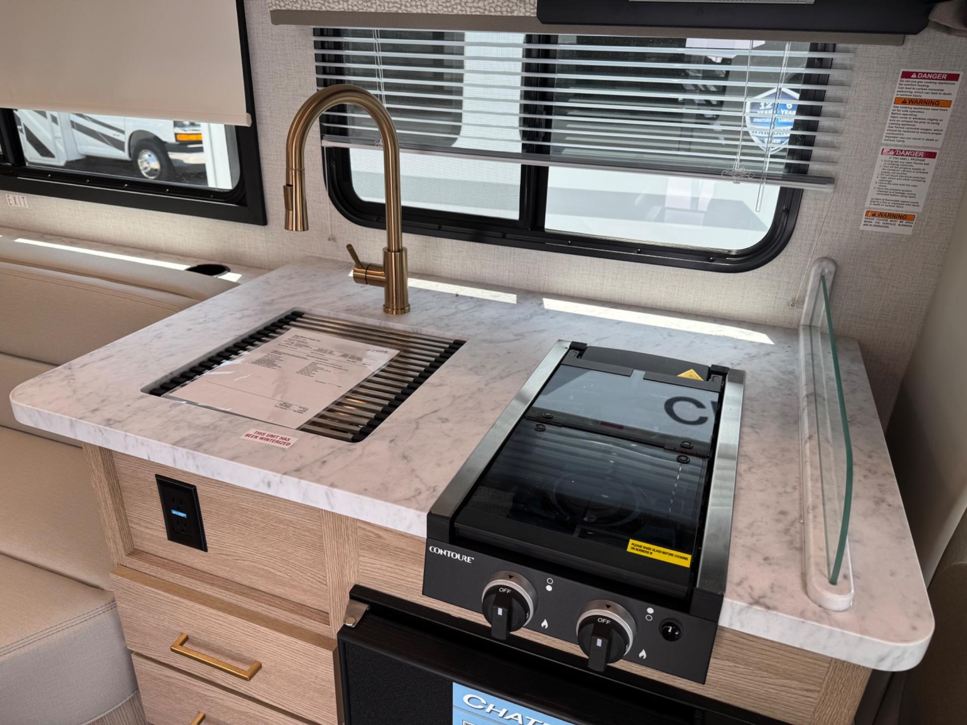 2026 Thor Motor Coach 2026 Thor Motor Coach Chateau - thumbnail 11