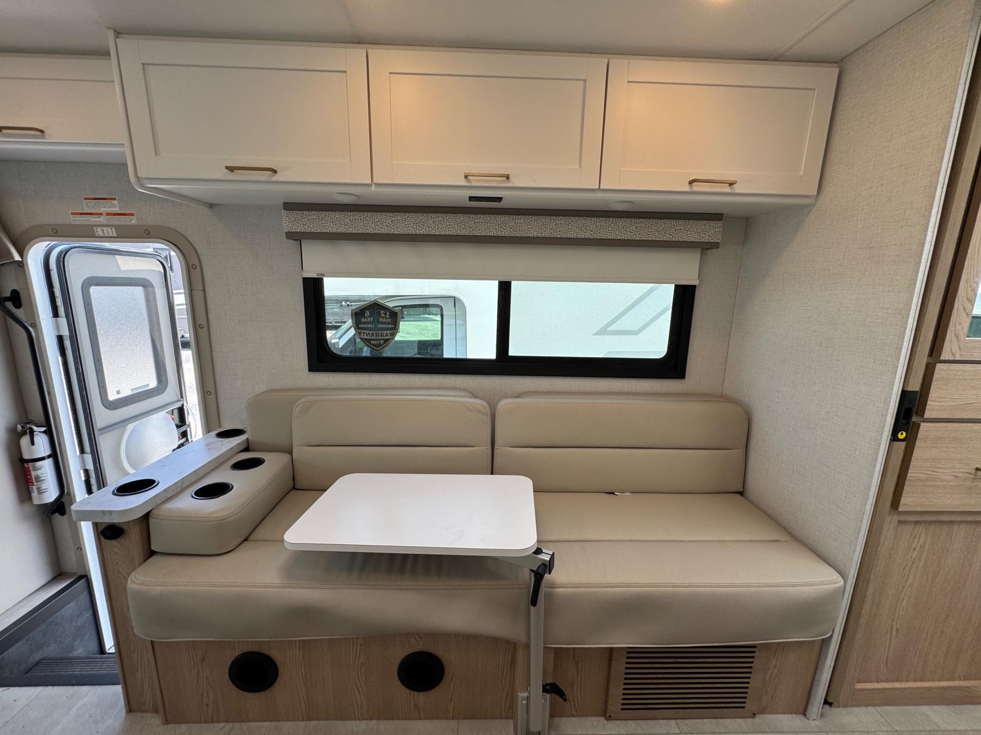 2026 Thor Motor Coach 2026 Thor Motor Coach Chateau - thumbnail 15