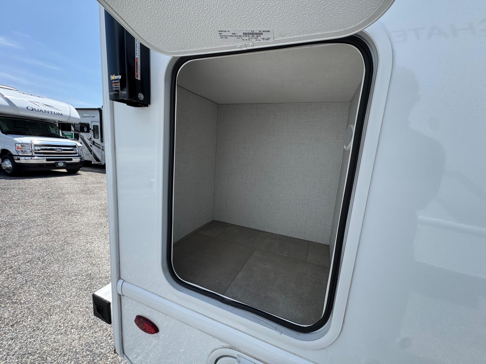 2026 Thor Motor Coach 2026 Thor Motor Coach Chateau - thumbnail 23