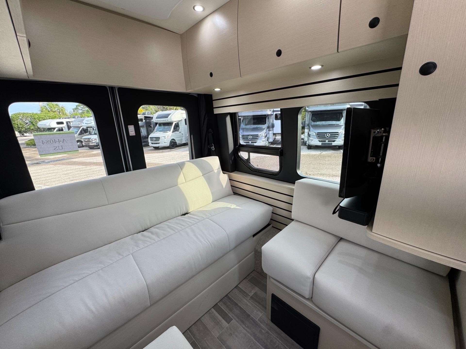 2027 PLEASURE WAY 2027 PLEASURE WAY ONTOUR - thumbnail 13