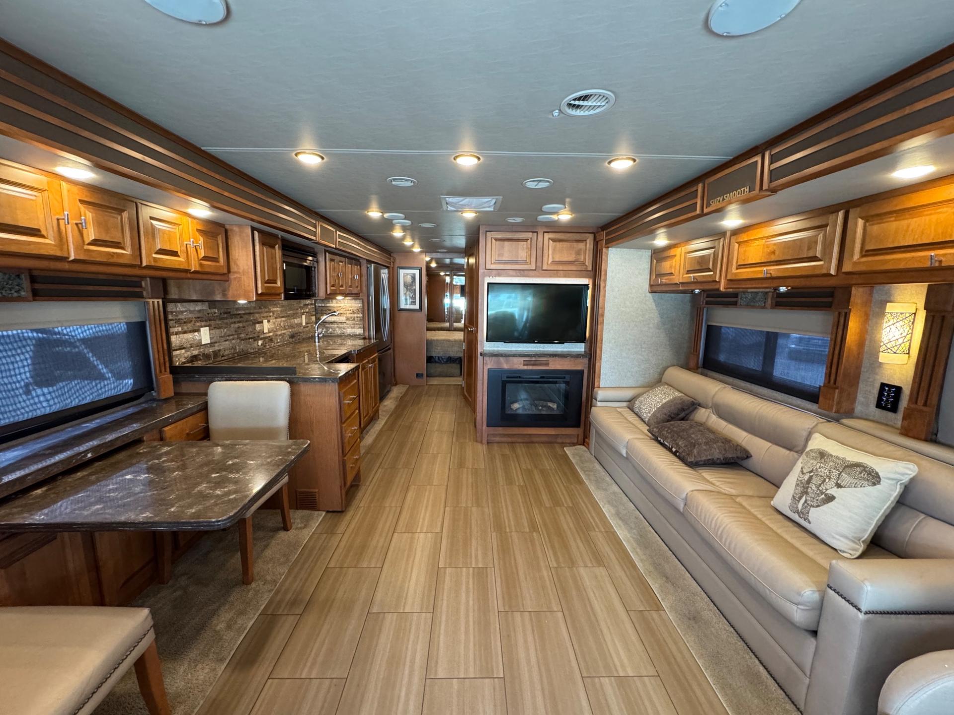 2018 Tiffin Motorhomes 2018 Tiffin Motorhomes Allegro Red - thumbnail 6