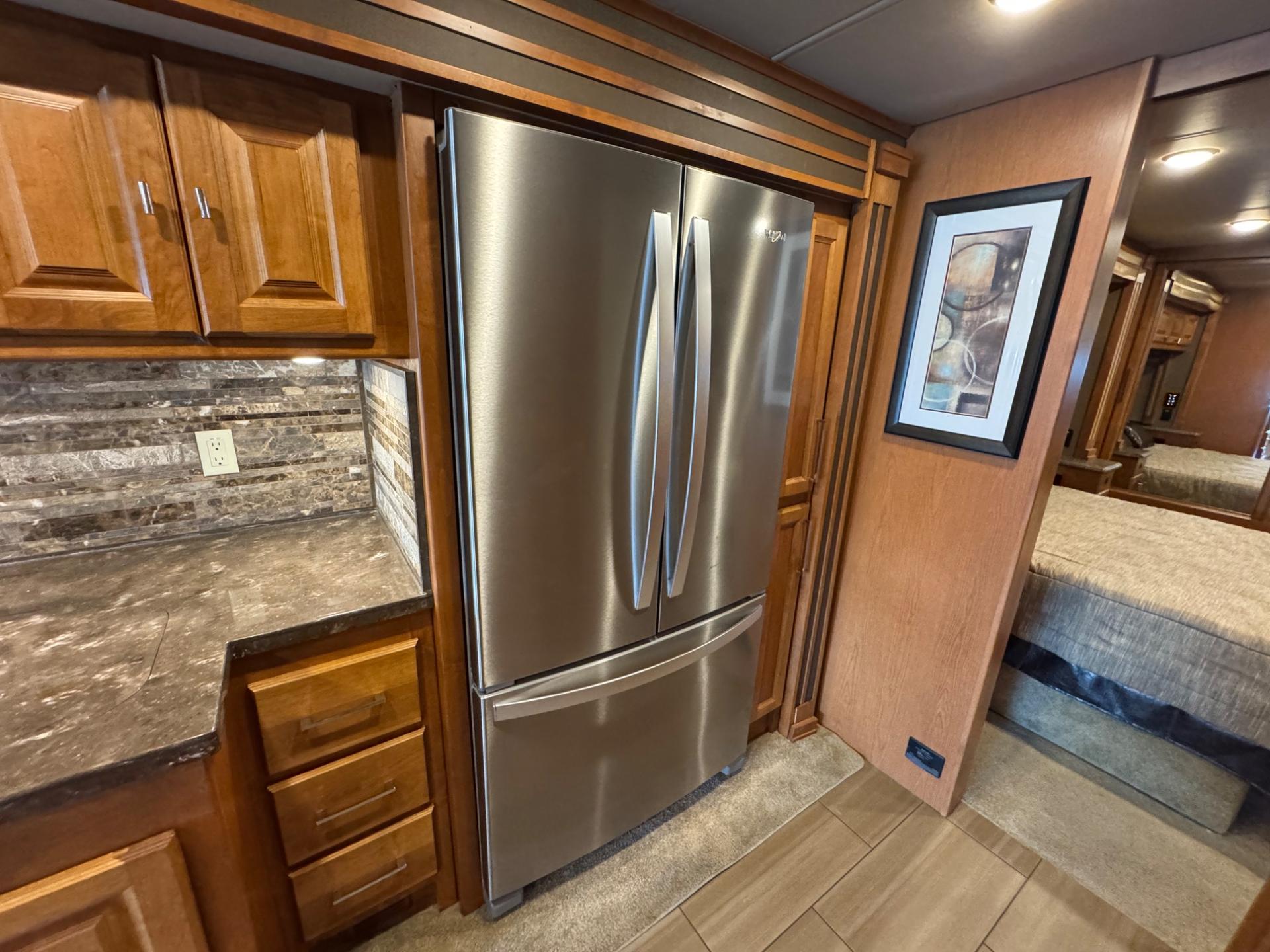 2018 Tiffin Motorhomes 2018 Tiffin Motorhomes Allegro Red - thumbnail 12