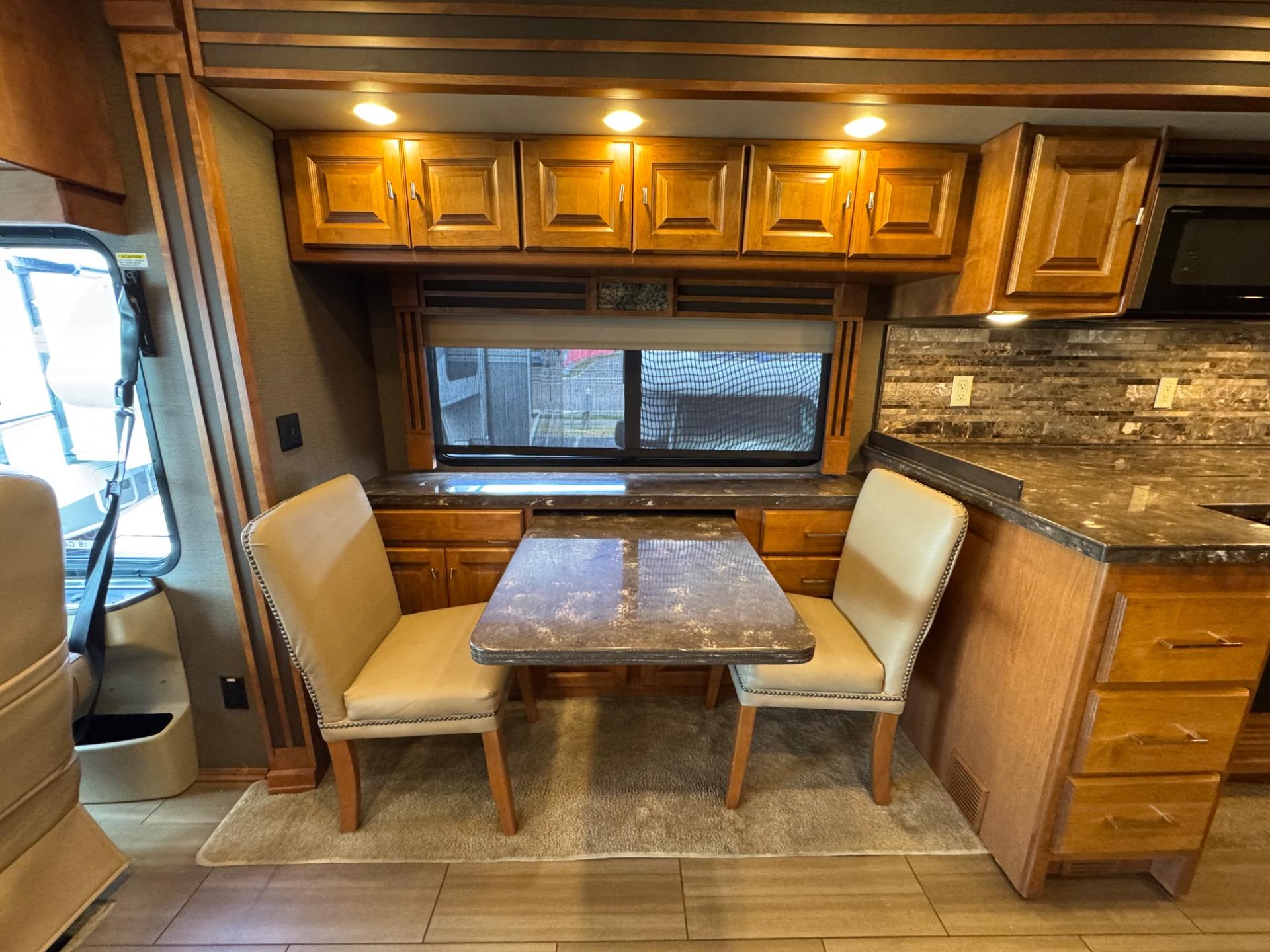 2018 Tiffin Motorhomes 2018 Tiffin Motorhomes Allegro Red - thumbnail 21