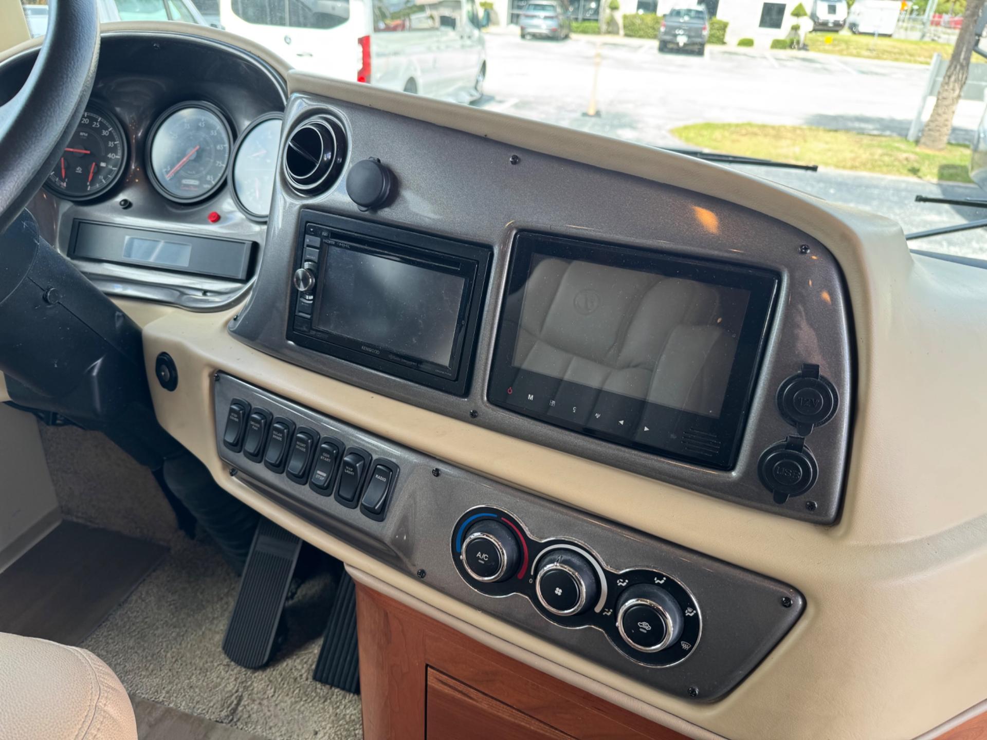 2018 Tiffin Motorhomes 2018 Tiffin Motorhomes Allegro Red - thumbnail 34