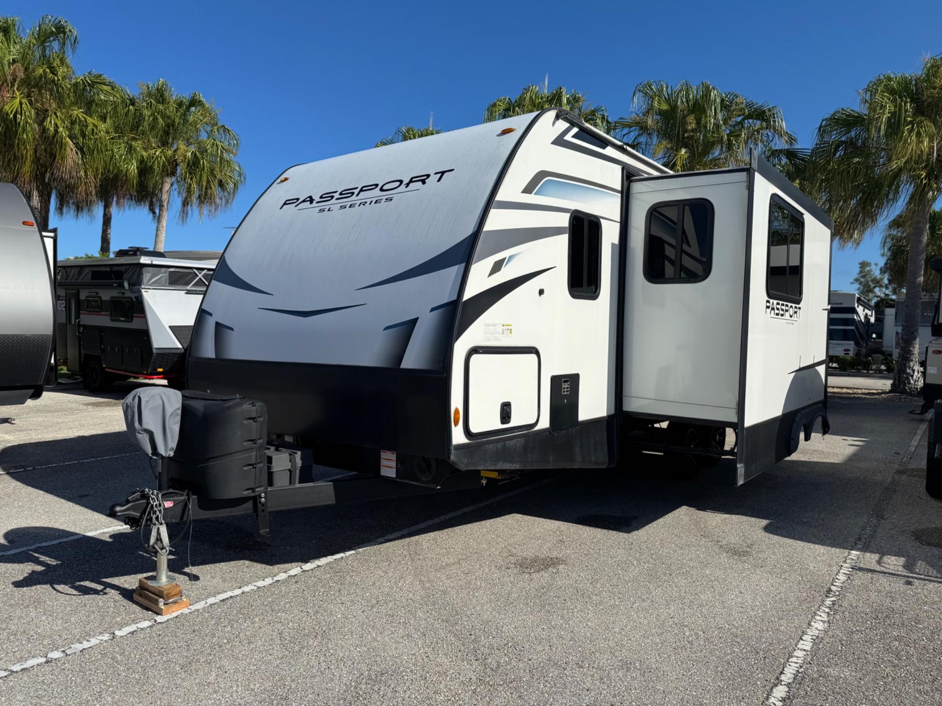 2022 Keystone RV 2022 Keystone RV Passport - thumbnail 2