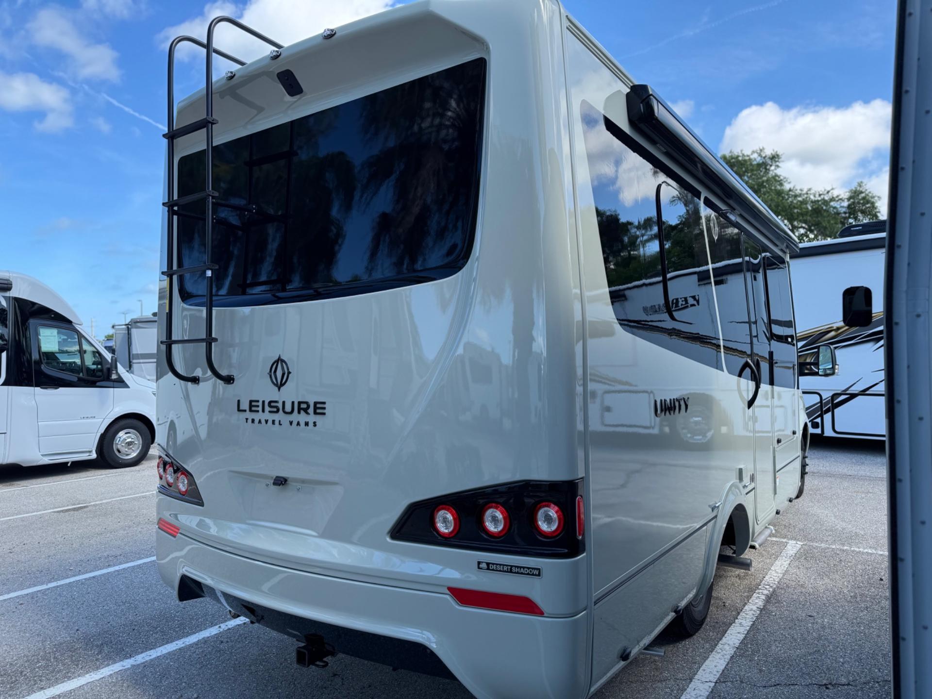 2026 Leisure Travel Vans 2026 Leisure Travel Vans Unity - thumbnail 4