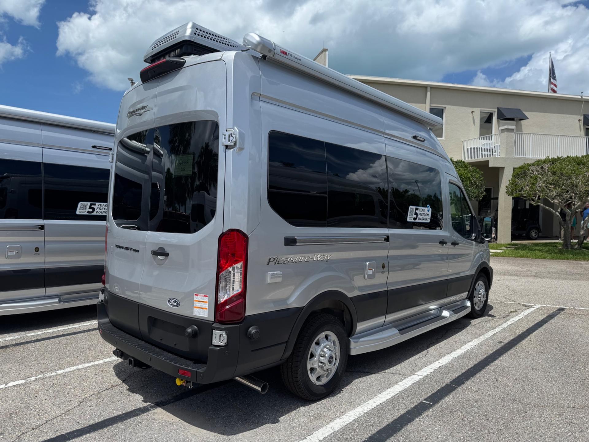 2027 PLEASURE WAY 2027 PLEASURE WAY ONTOUR - thumbnail 4