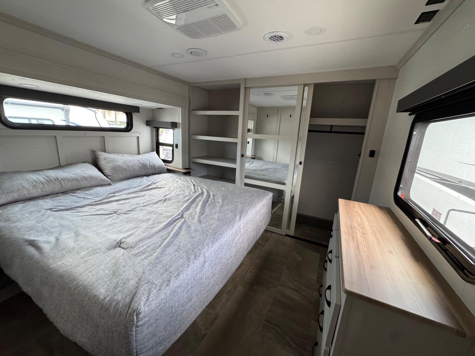 2026 Coachmen 2026 Coachmen Brookstone - thumbnail 25