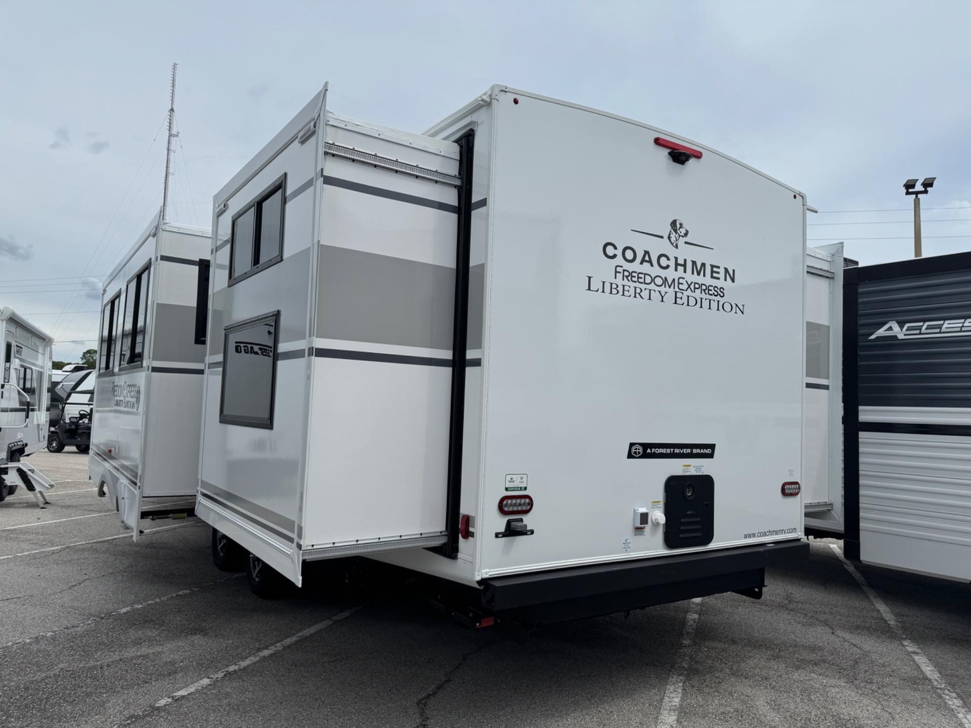 2026 Coachmen 2026 Coachmen Freedom Express - thumbnail 4
