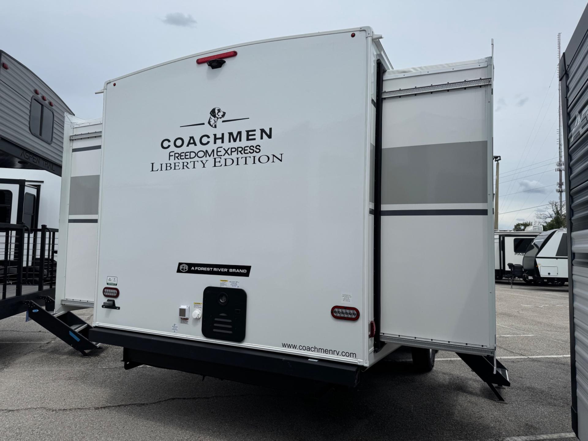 2026 Coachmen 2026 Coachmen Freedom Express - thumbnail 5