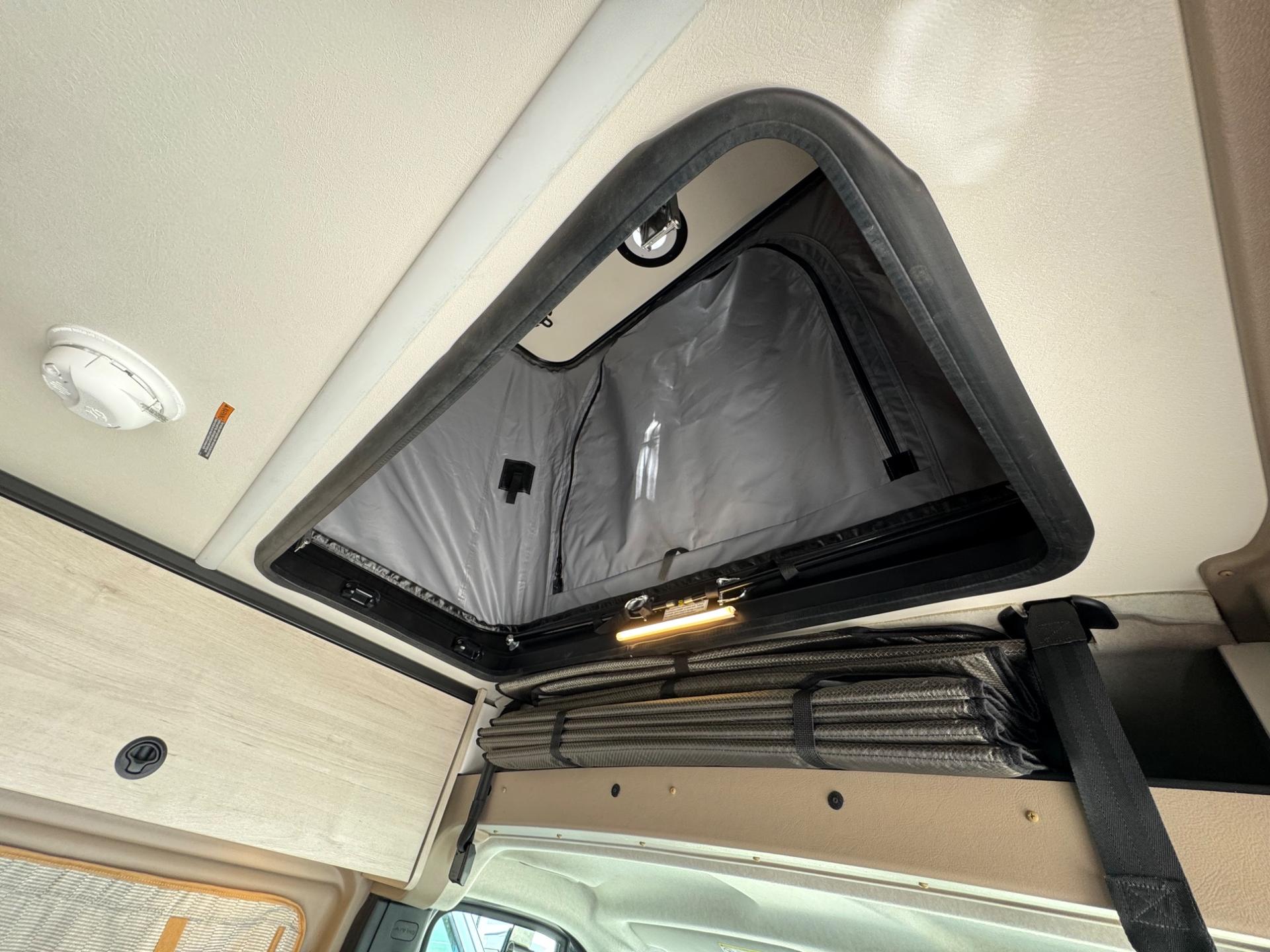 2027 WINNEBAGO 2027 WINNEBAGO SOLIS - thumbnail 19