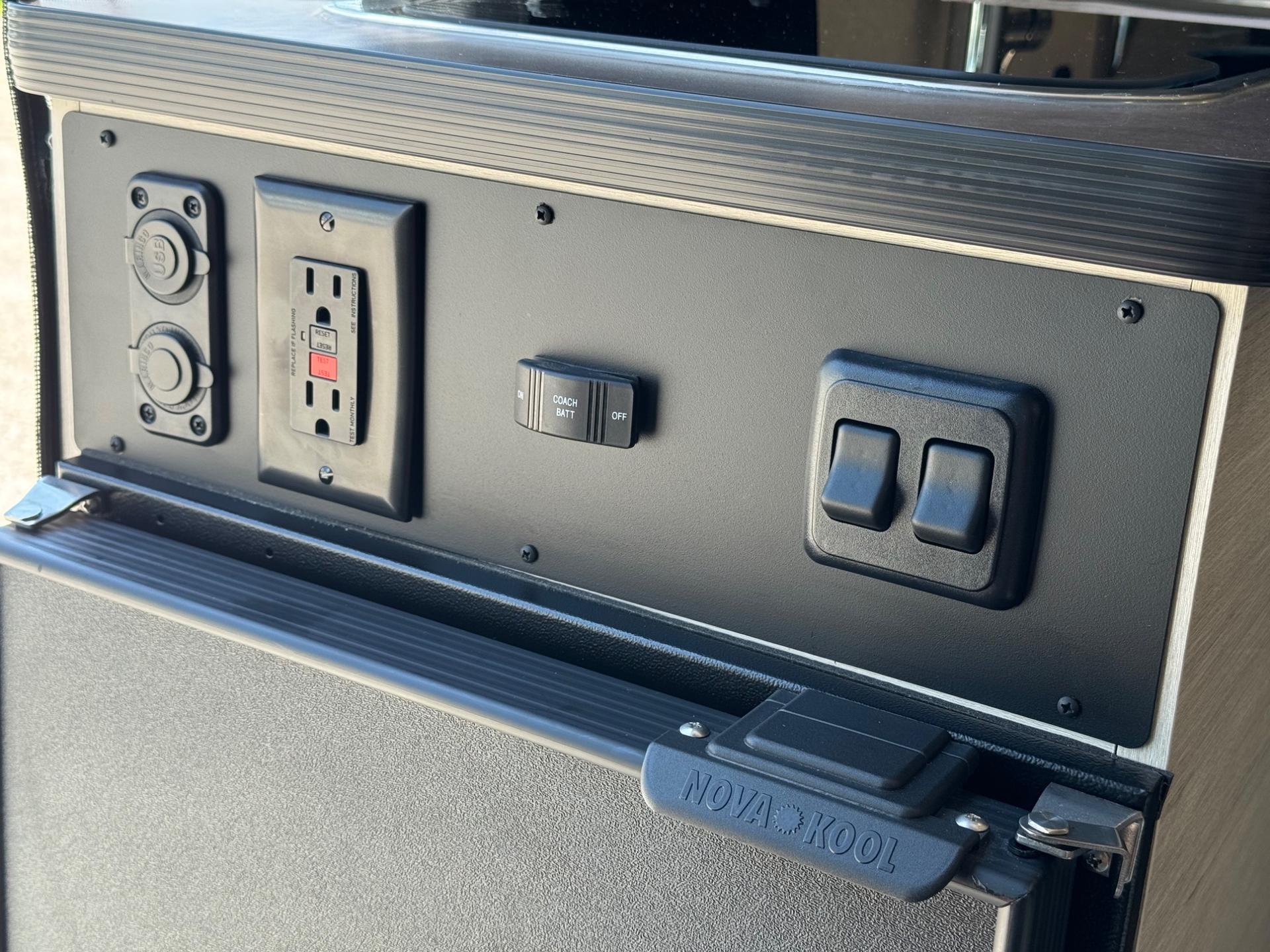 2027 WINNEBAGO 2027 WINNEBAGO SOLIS - thumbnail 24