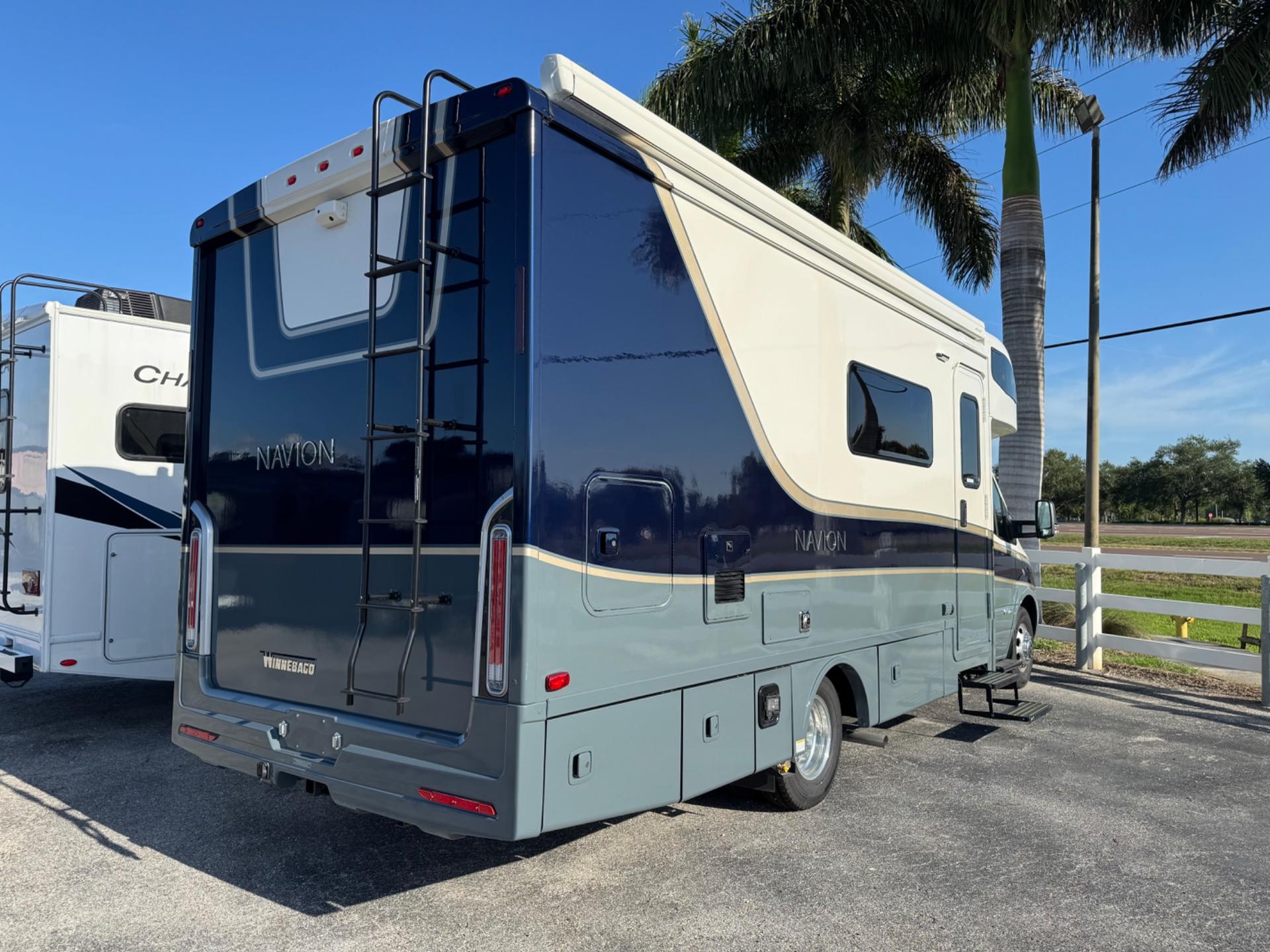 2027 Winnebago 2027 Winnebago Navion - thumbnail 4