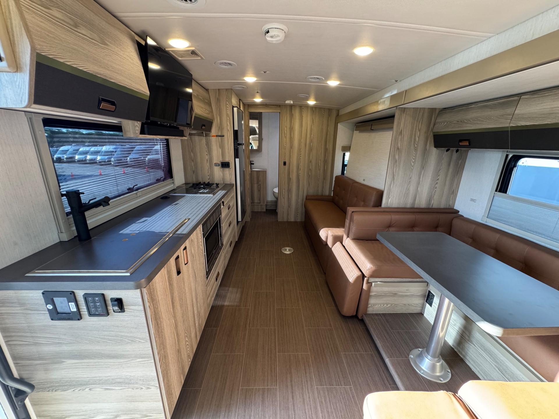 2027 Winnebago 2027 Winnebago Navion - thumbnail 6