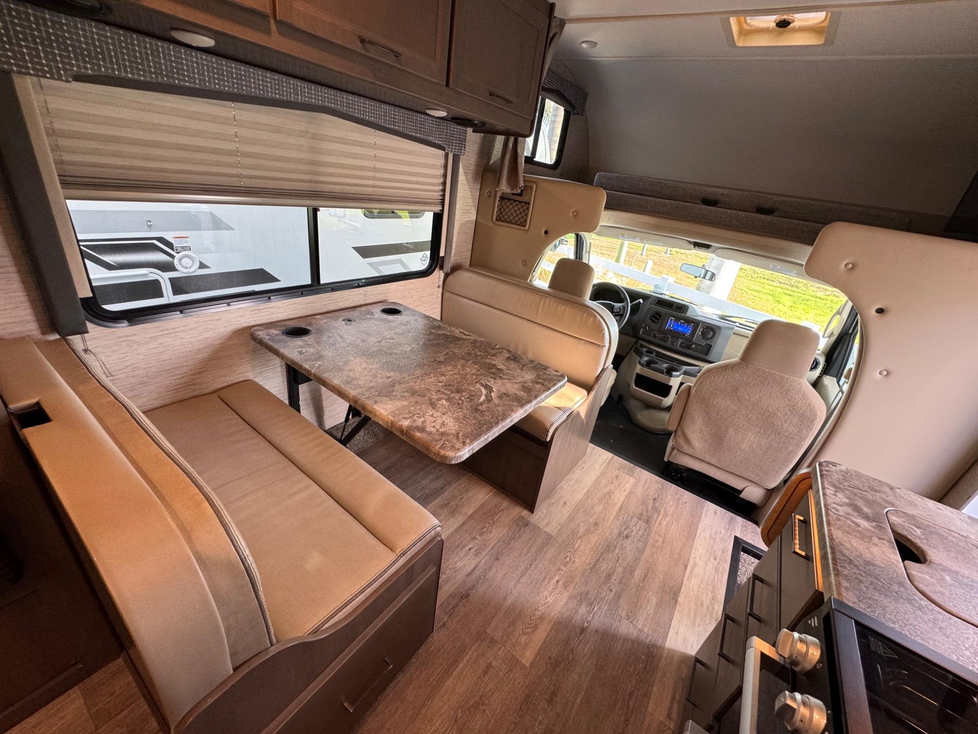 2023 Thor Motor Coach 2023 Thor Motor Coach Chateau - thumbnail 12