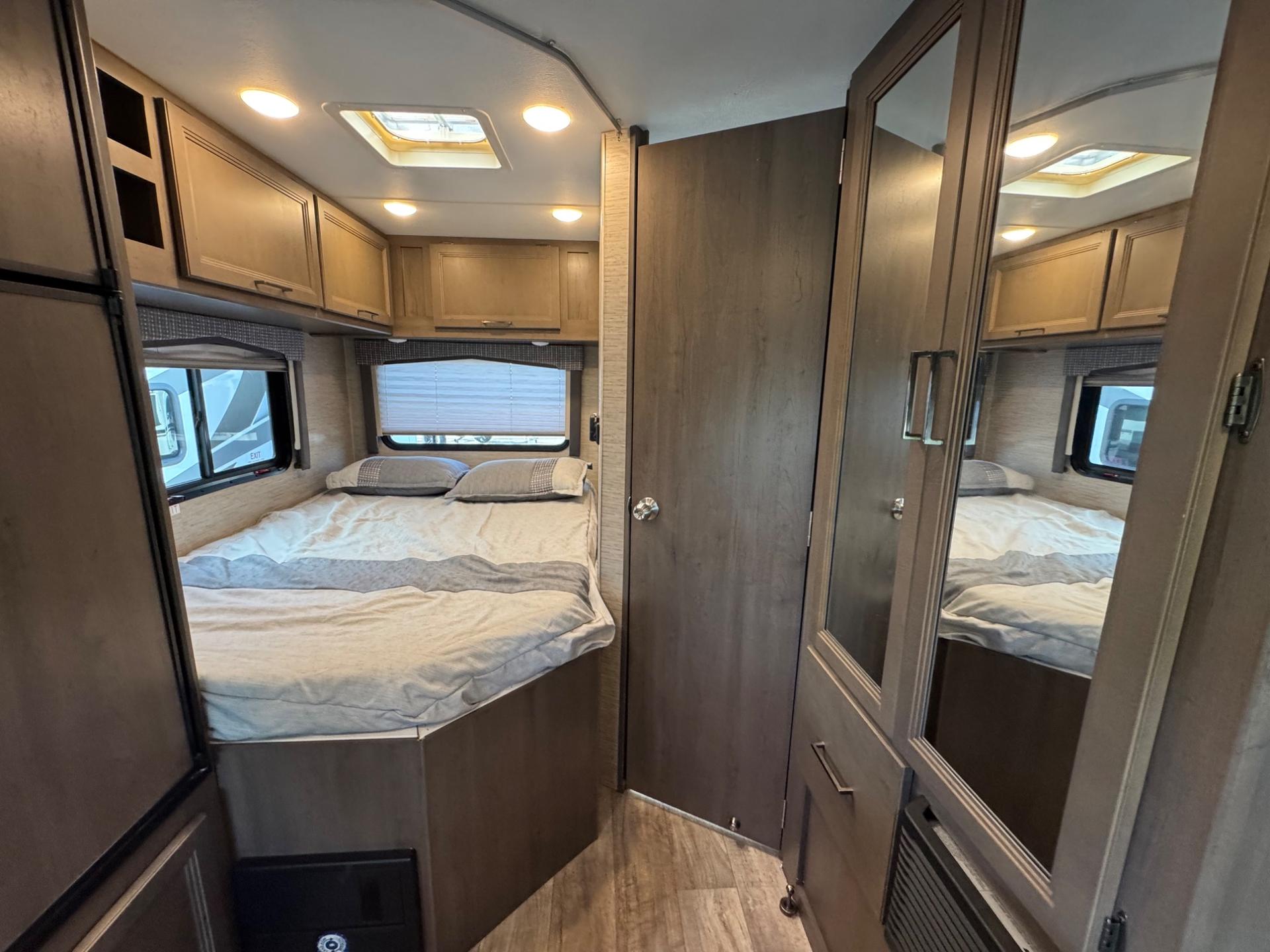2023 Thor Motor Coach 2023 Thor Motor Coach Chateau - thumbnail 13
