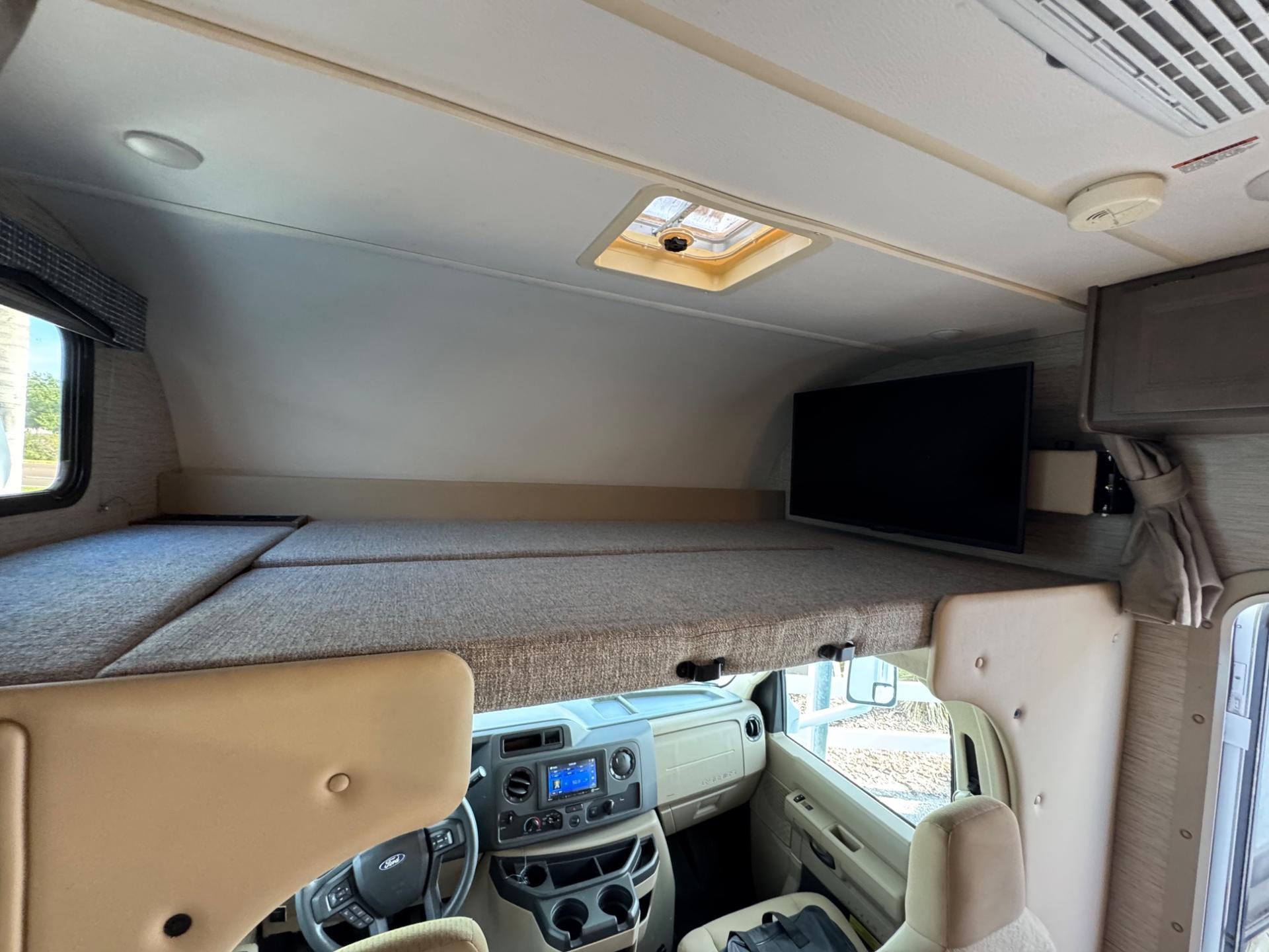 2023 Thor Motor Coach 2023 Thor Motor Coach Chateau - thumbnail 15