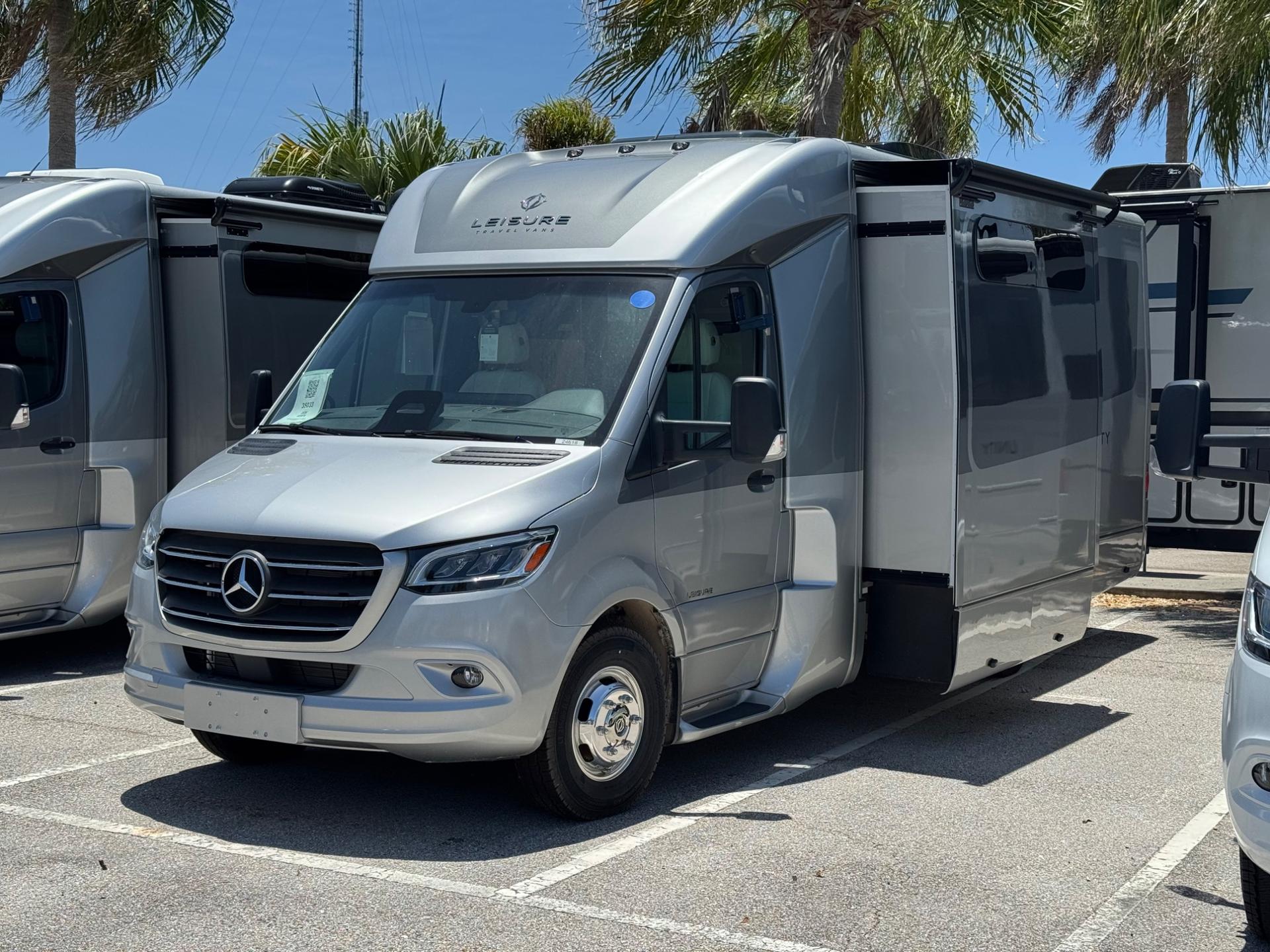 2026 Leisure Travel Vans 2026 Leisure Travel Vans Unity - thumbnail 2