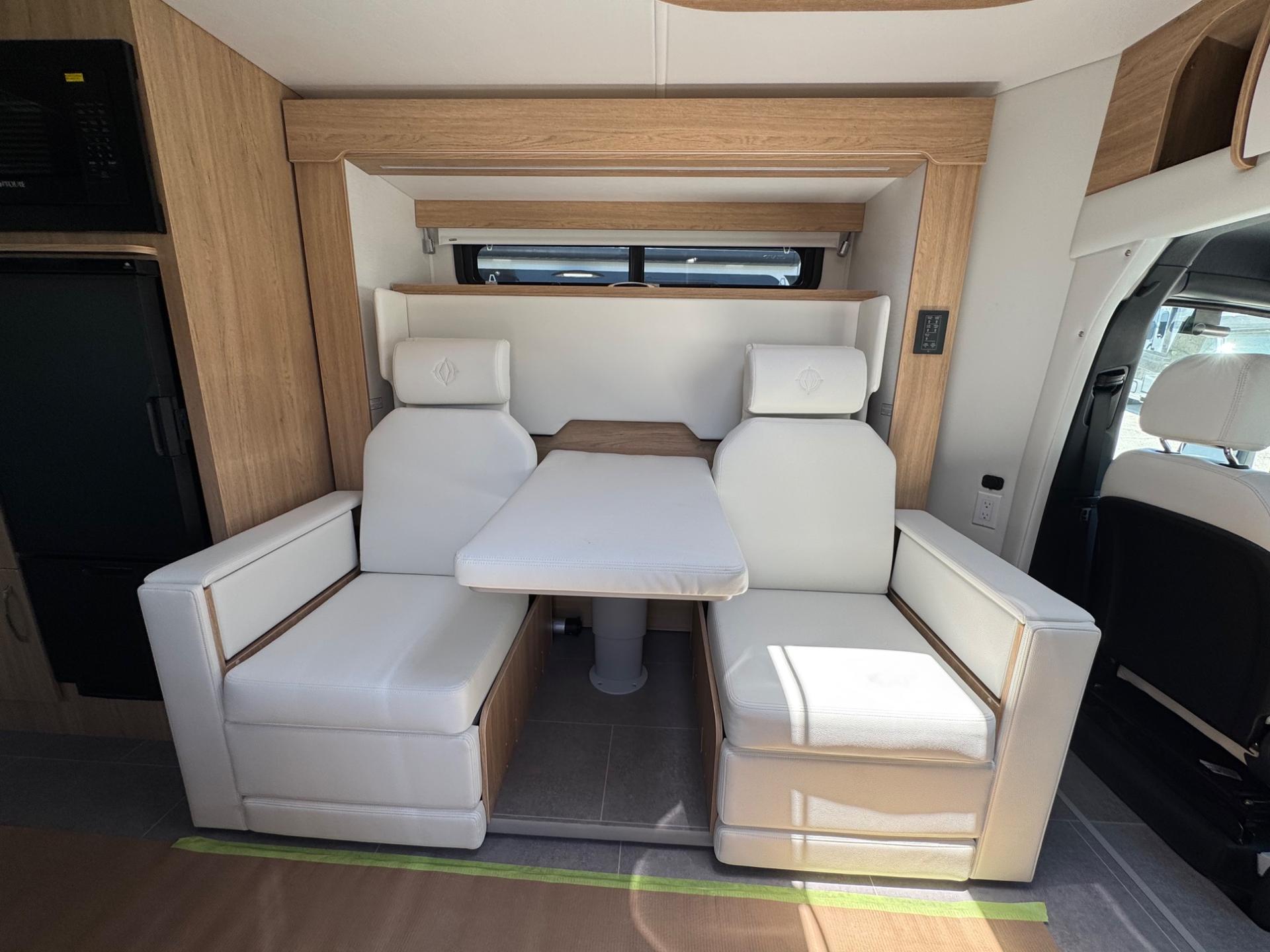 2026 Leisure Travel Vans 2026 Leisure Travel Vans Unity - thumbnail 10