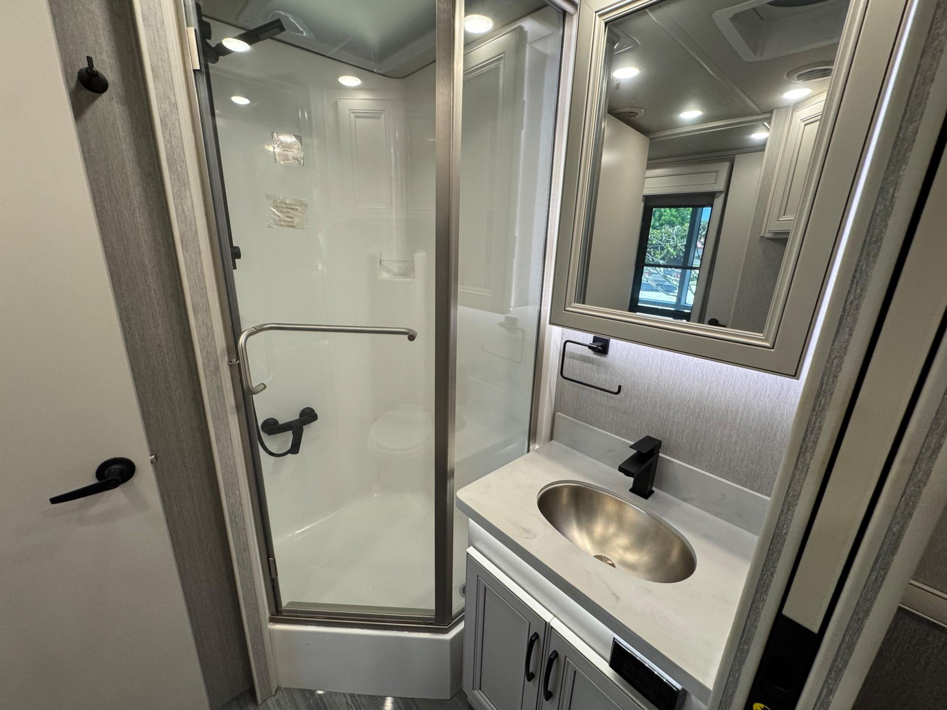 2023 Fleetwood RV 2023 Fleetwood RV Frontier GTX - thumbnail 29