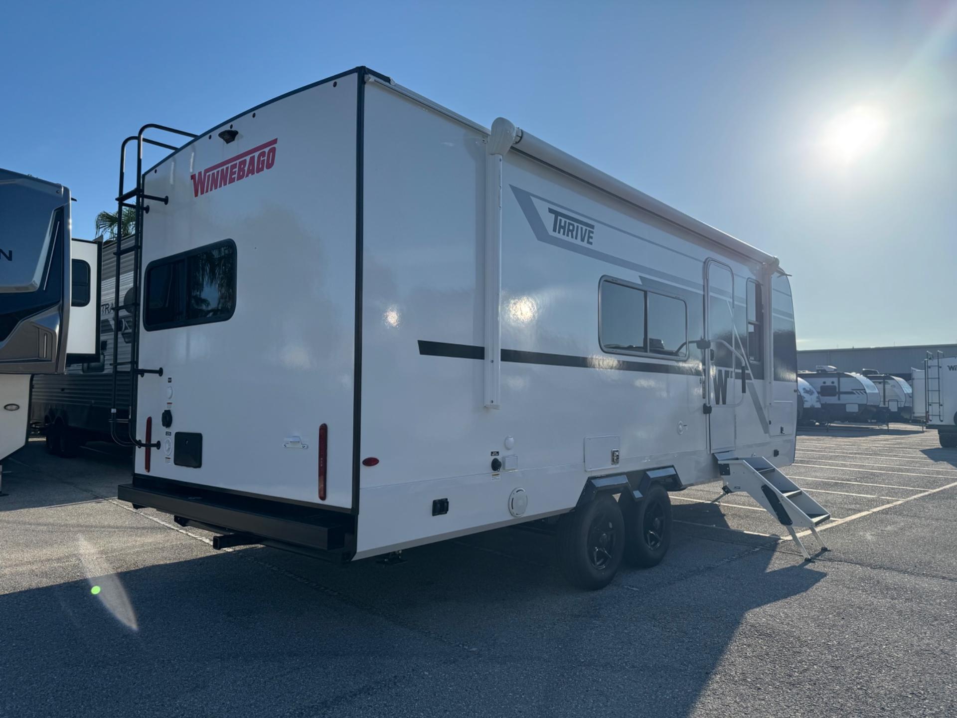 2027 Winnebago 2027 Winnebago Thrive - thumbnail 4