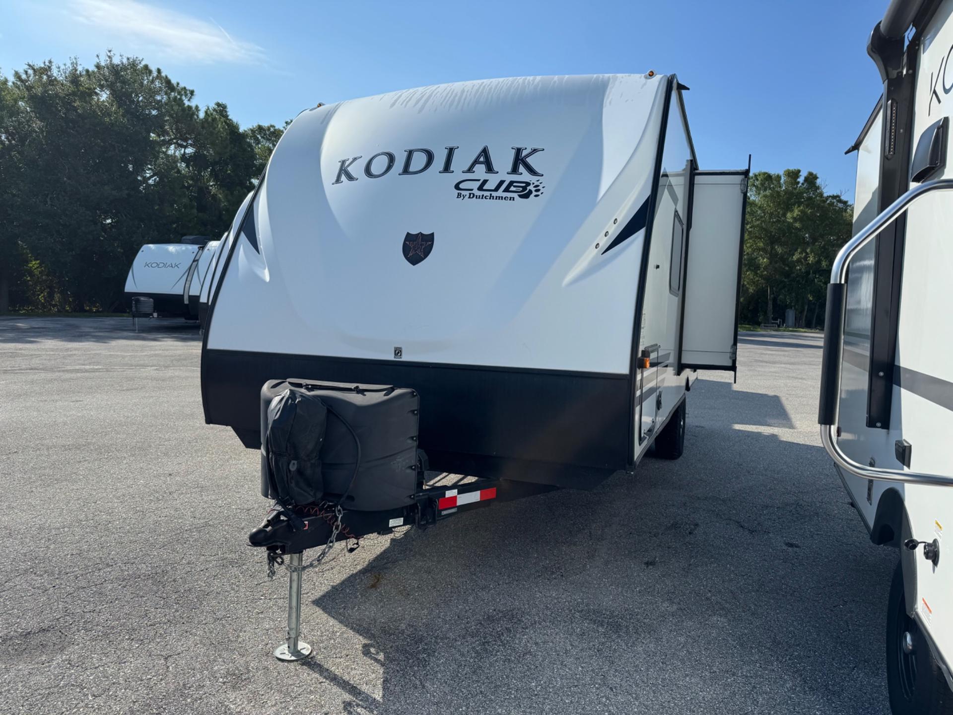 2021 Dutchmen 2021 Dutchmen Kodiak Cub - thumbnail 3