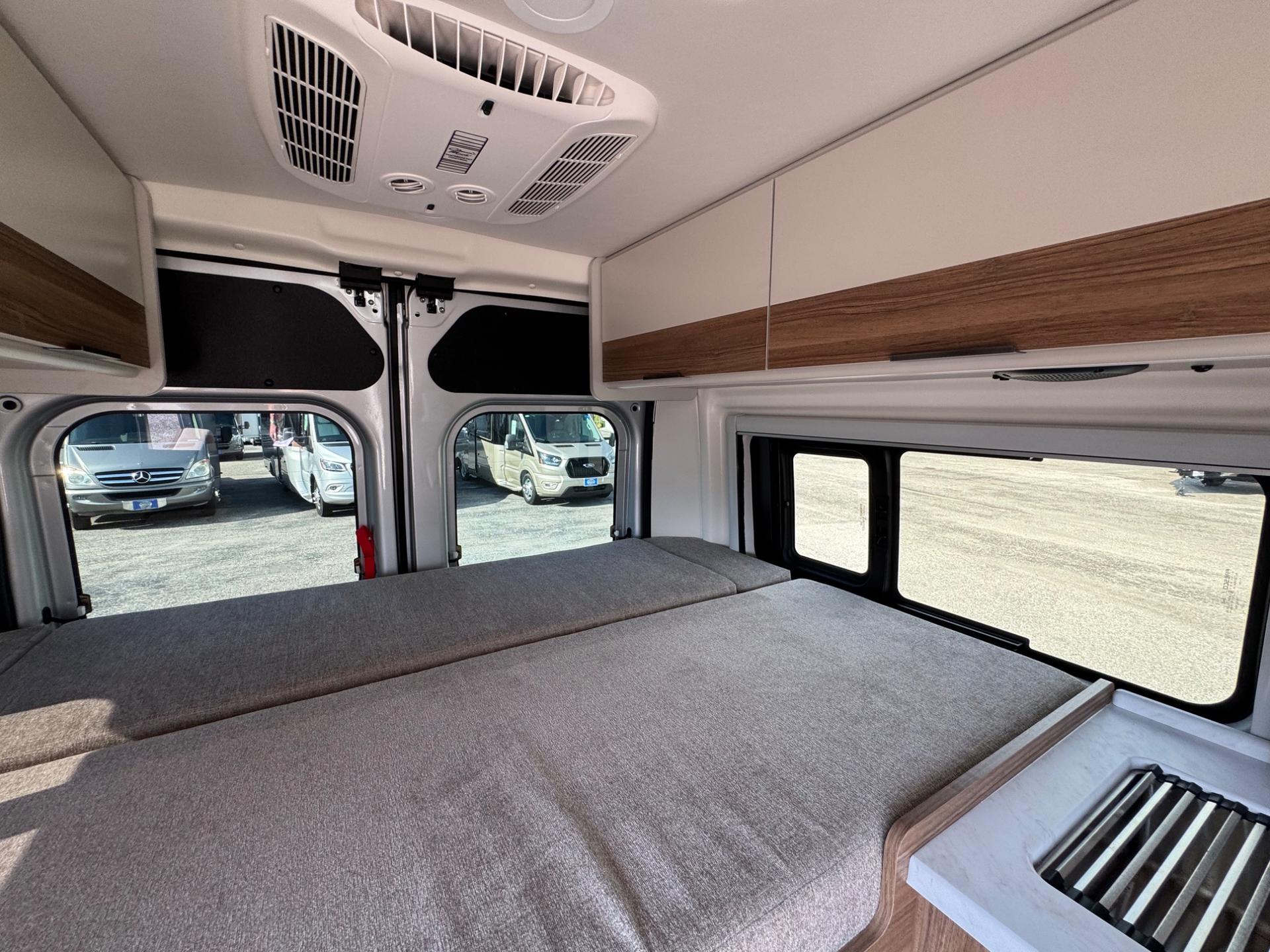 2027 Thor Motor Coach 2027 Thor Motor Coach Scope Sport - thumbnail 15